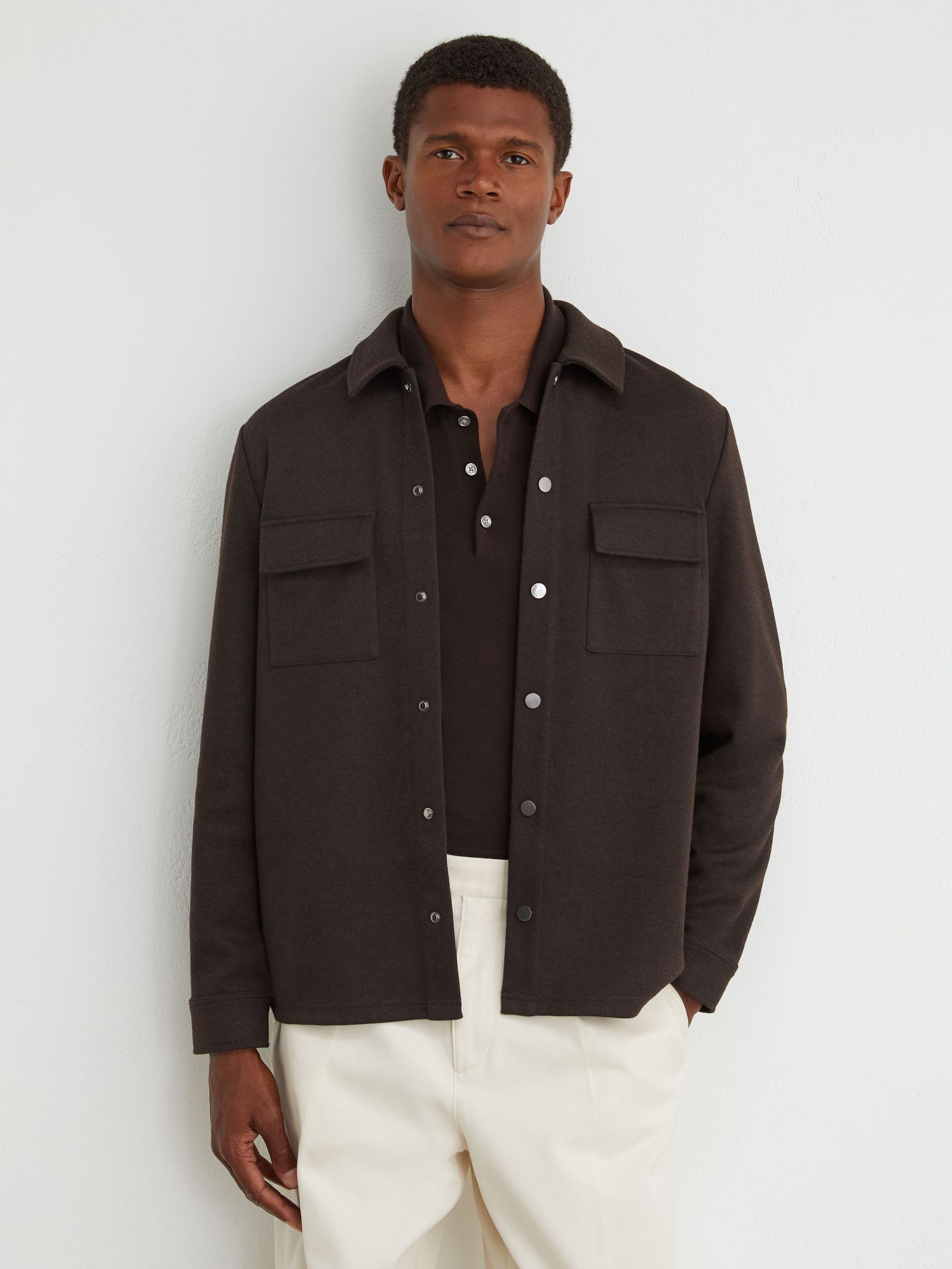 Regular Fit Shirt in Dark Brown - Bild 3 von 8