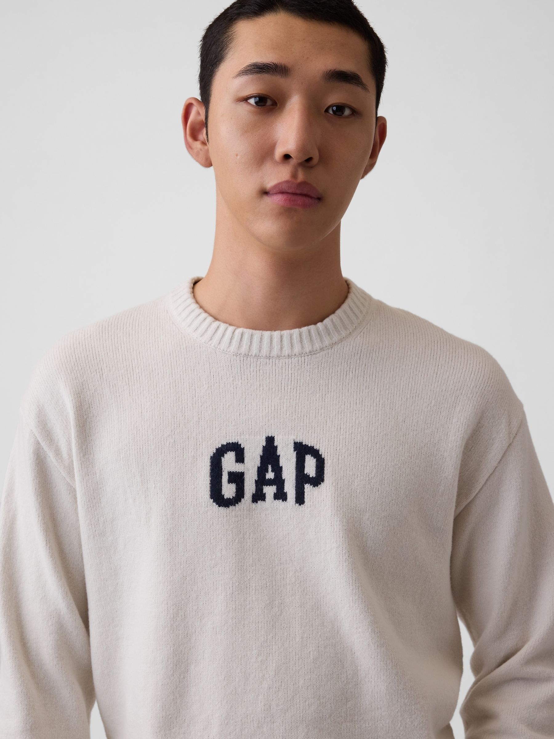 Cream CashSoft Relaxed Logo Jumper - Image 4 of 5