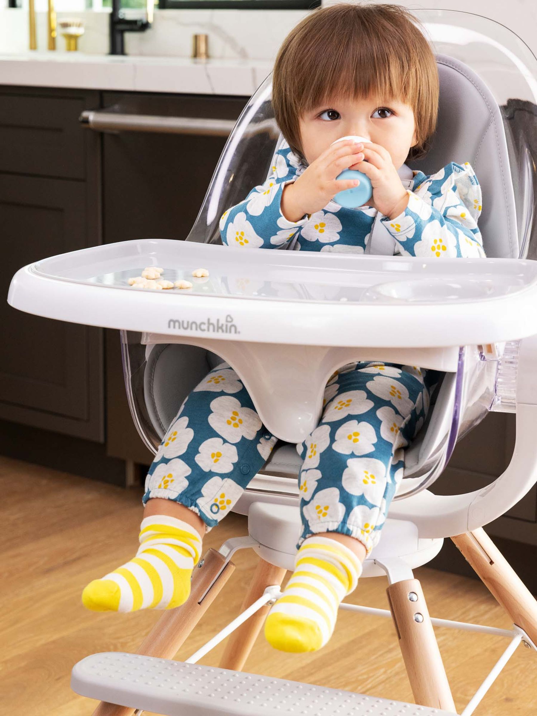Munchkin 360 Cloud High Chair - Image 4 of 9
