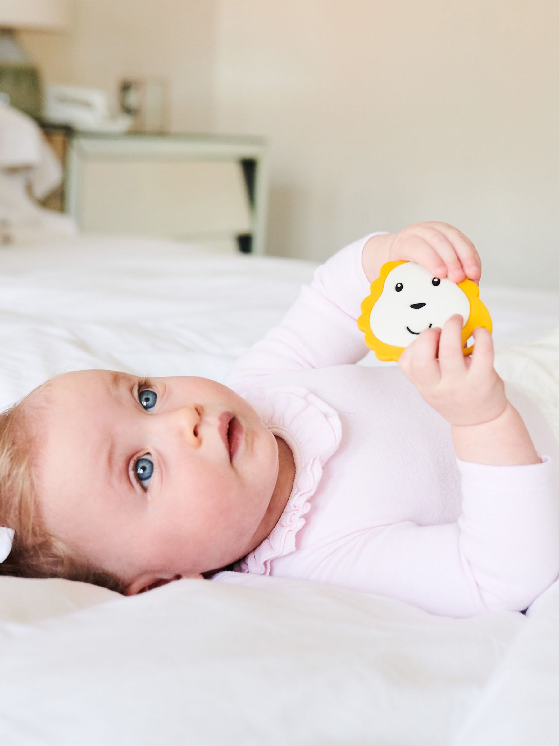 Matchstick Monkey Ludo Lion Teething Starter Set - Image 4 of 6