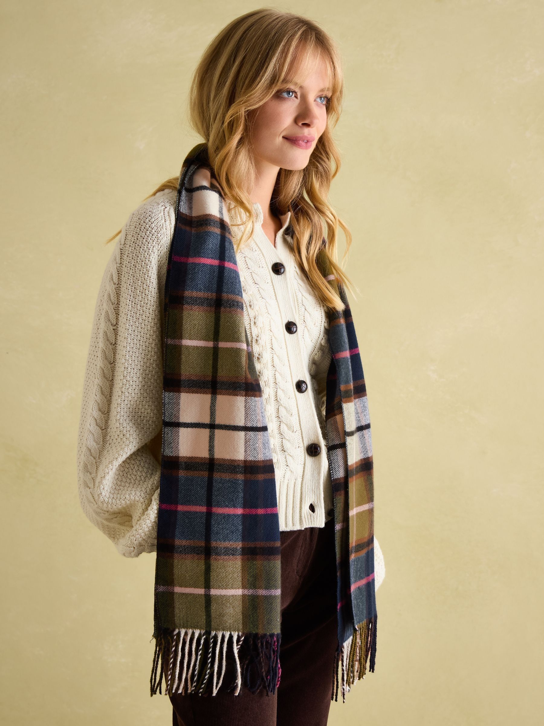 Langtree Green & Pink Scarf - Image 2 of 4