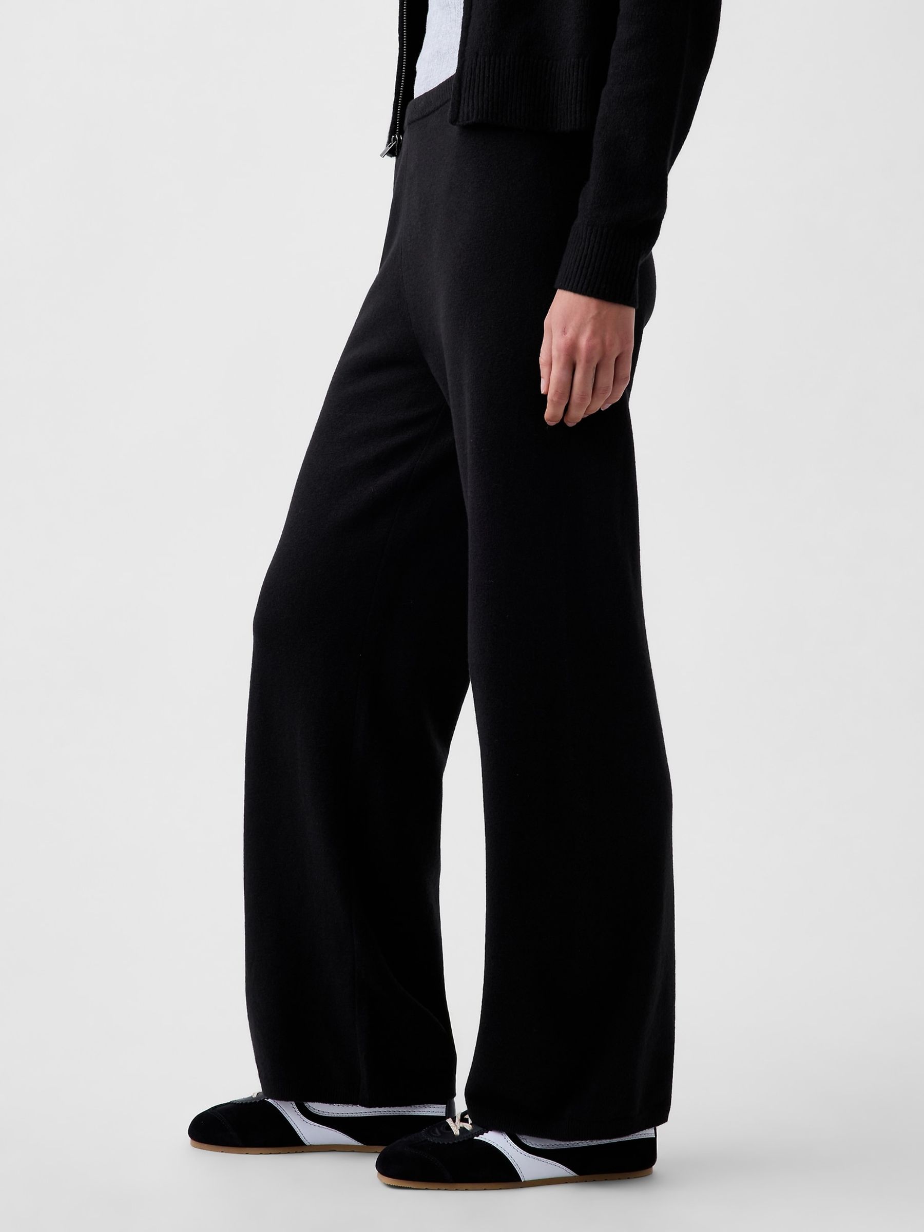 Black CashSoft Loose Knitted Trousers - Image 2 of 4 Black CashSoft Loose Knitted Trousers - Image 2 of 4