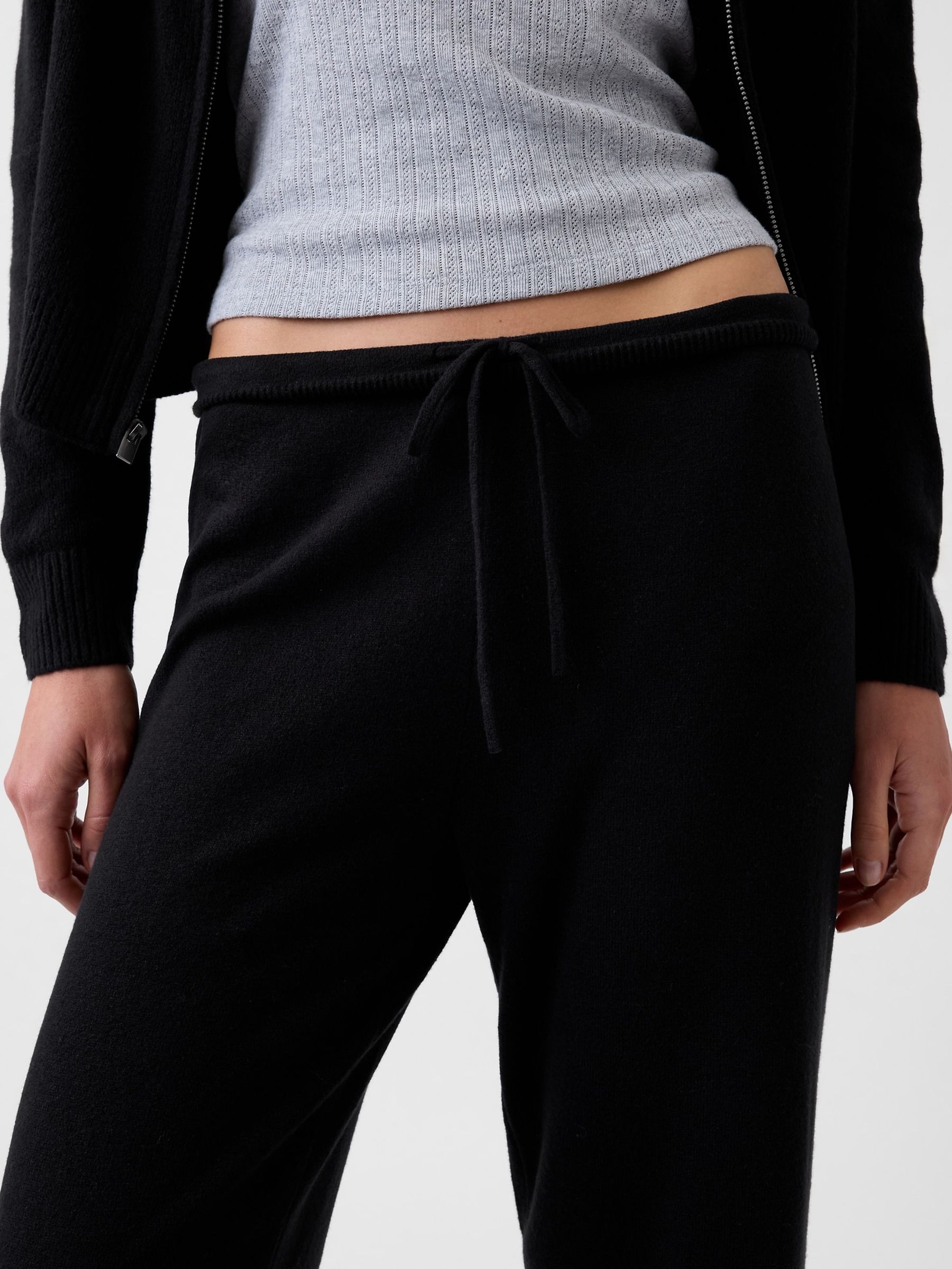 Black CashSoft Loose Knitted Trousers - Image 4 of 4