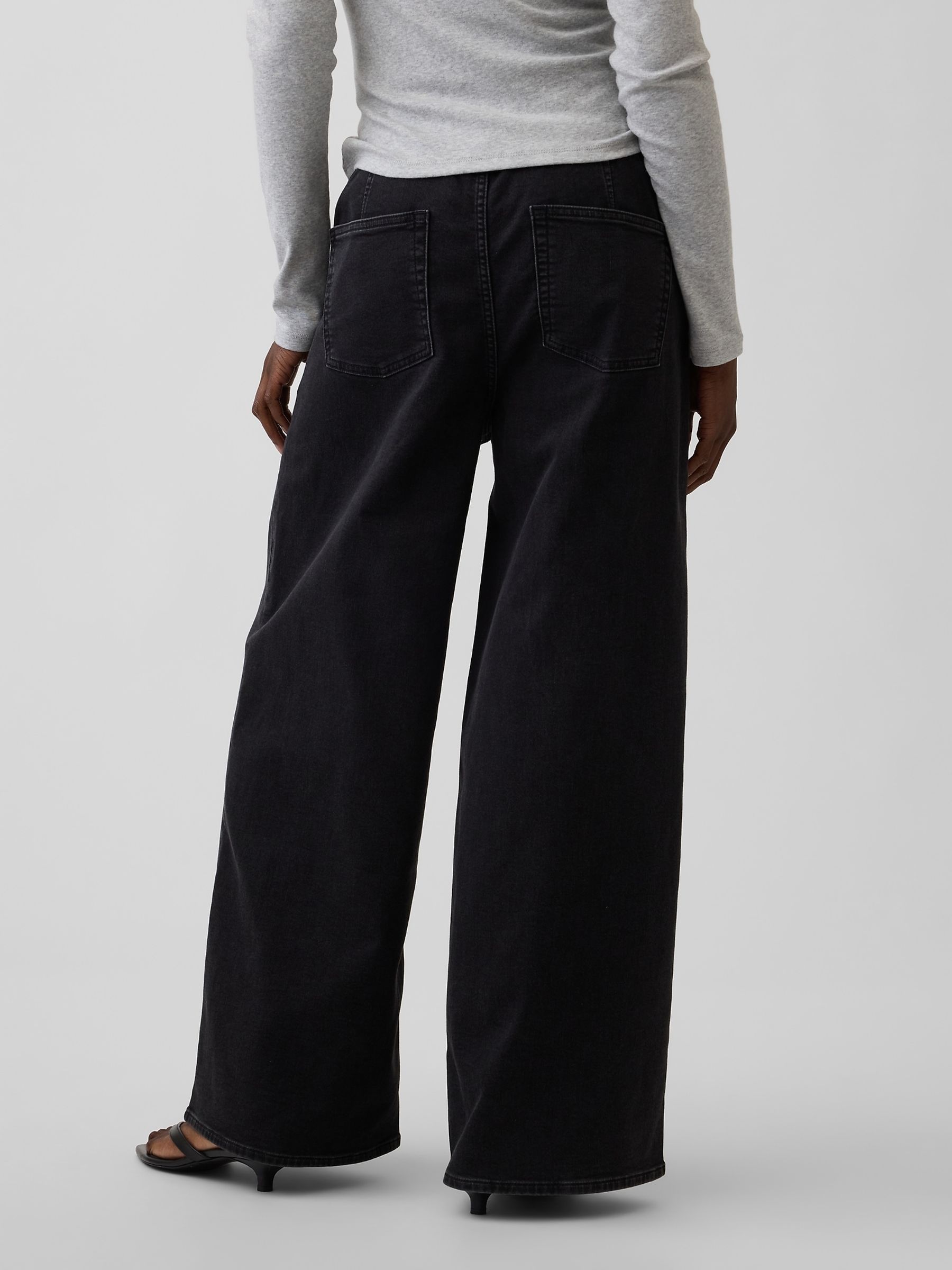 Black Mid Rise Knit Easy Baggy Jeans - Image 2 of 5 Black Mid Rise Knit Easy Baggy Jeans - Image 2 of 5