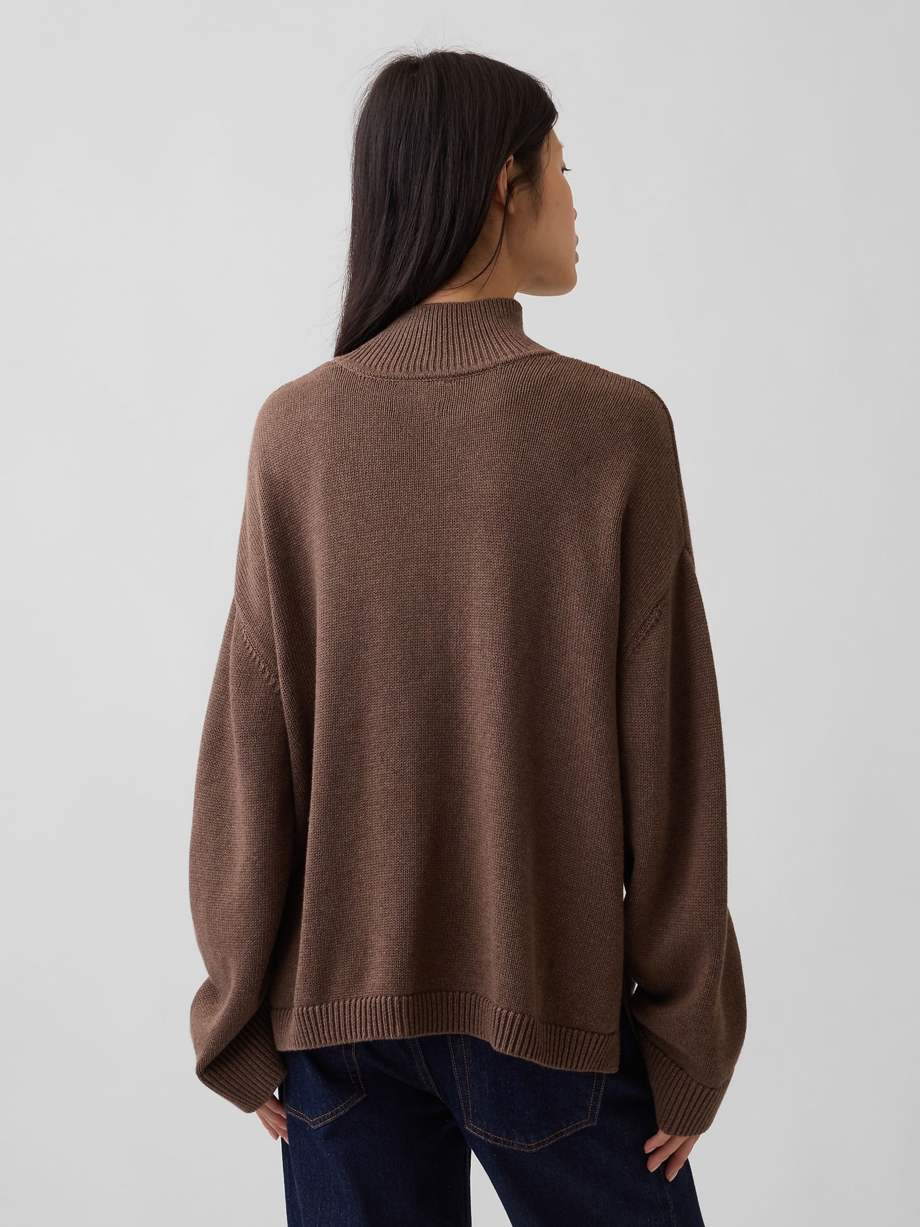 Brown Oversized Turtleneck Jumper - Image 2 of 4 Brown Oversized Turtleneck Jumper - Image 2 of 4