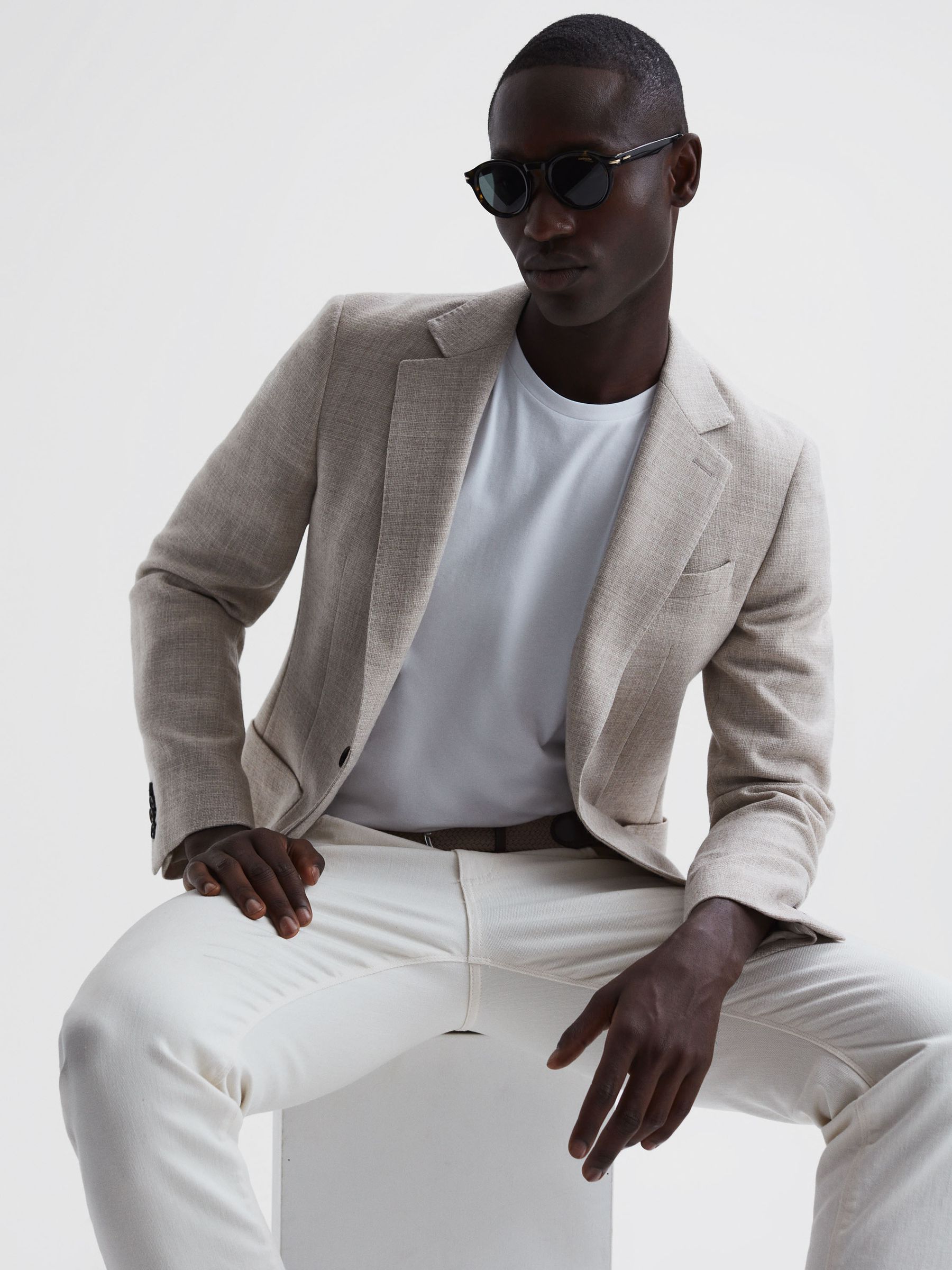 Carrera Eyewear Round Tortoiseshell Sunglasses in Tortoise - Image 2 of 5