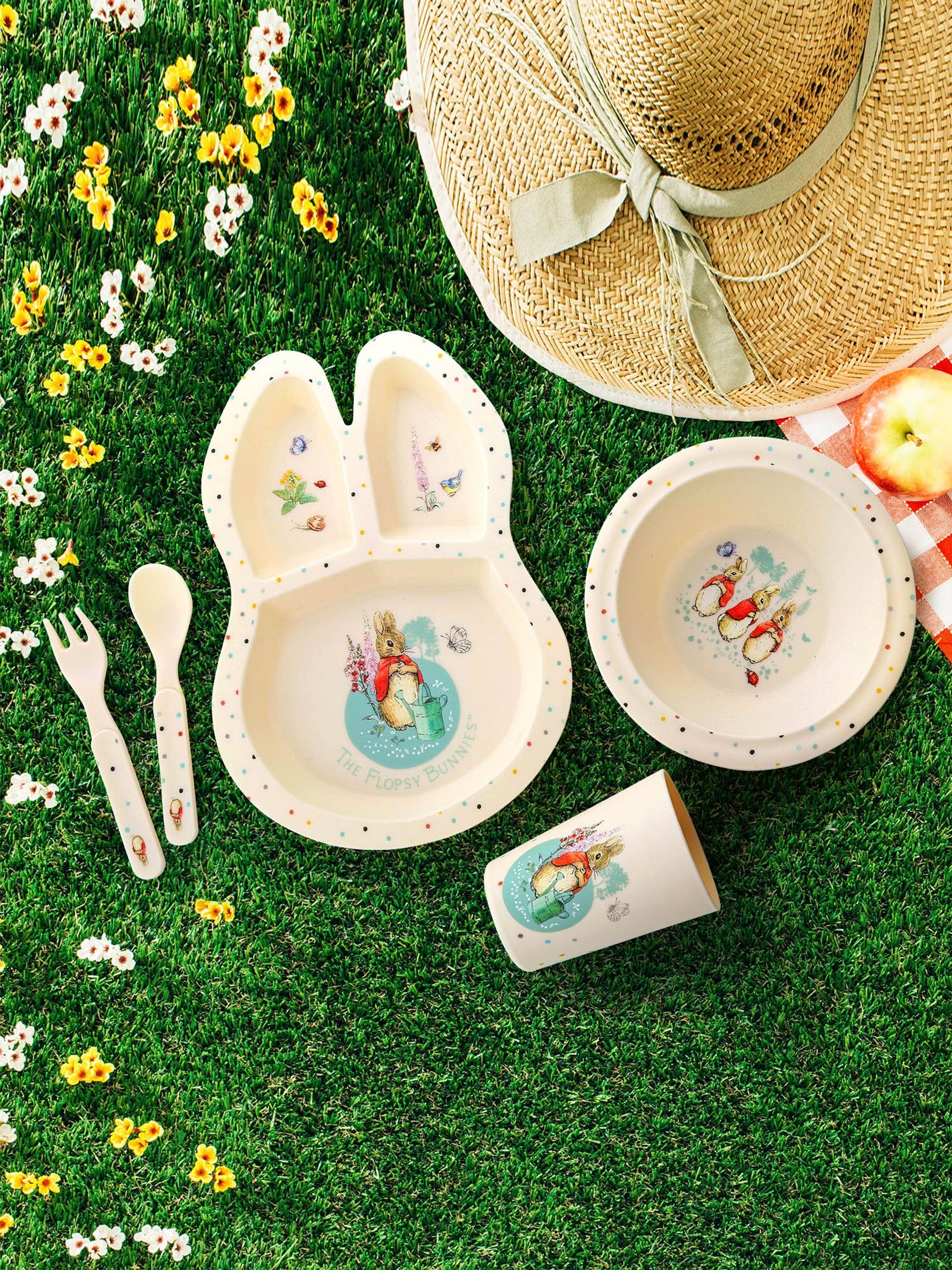 Flopsy Bunny Dinner Set - Image 12 of 12