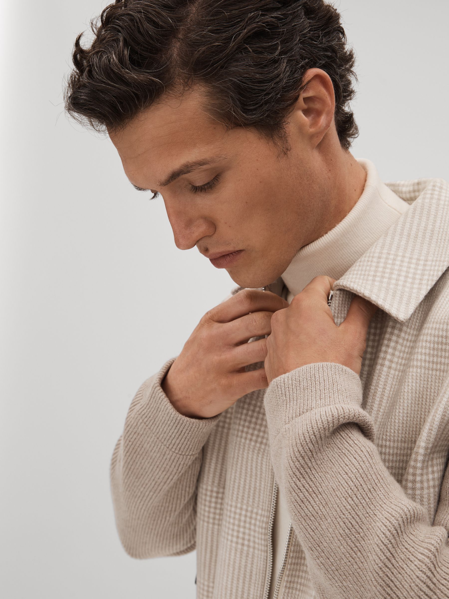 Hybrid Knit Zip-Through Jacket in Oatmeal - Image 4 of 7