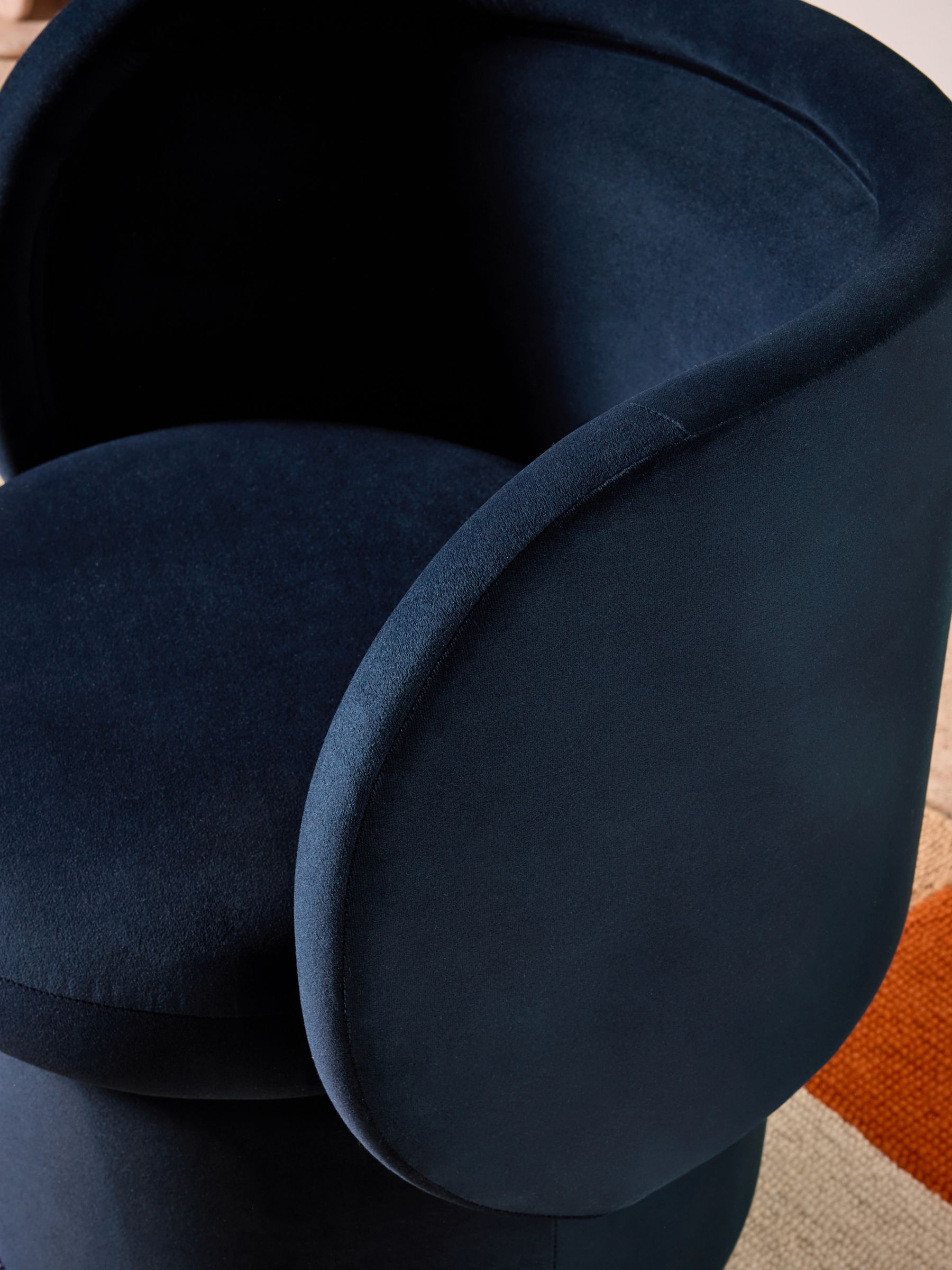 Eva Accent in Dark Midnight Blue Velvet - Image 4 of 5