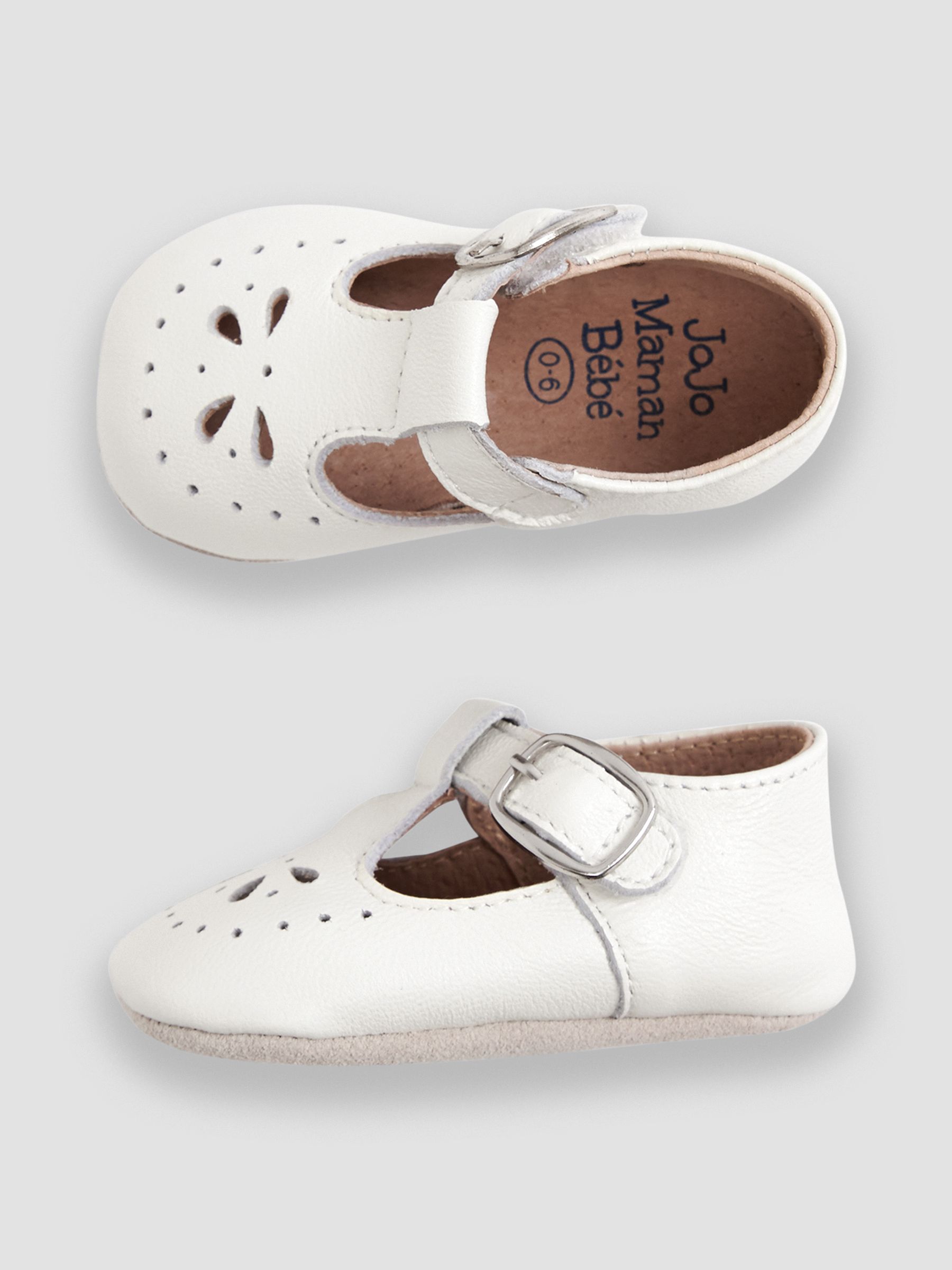 White Peter Rabbit Leather Pre-Walker Shoes - Image 3 of 7