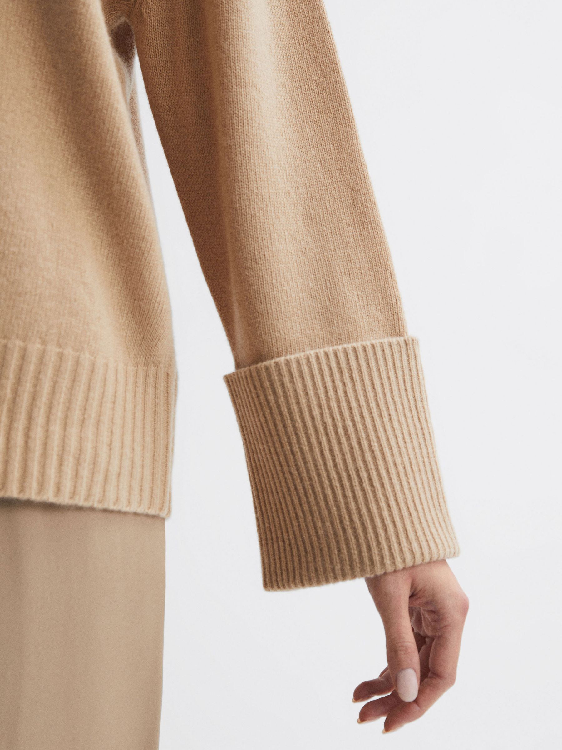 Wool-Cashmere Casual Fit Jumper in Camel - Image 4 of 6