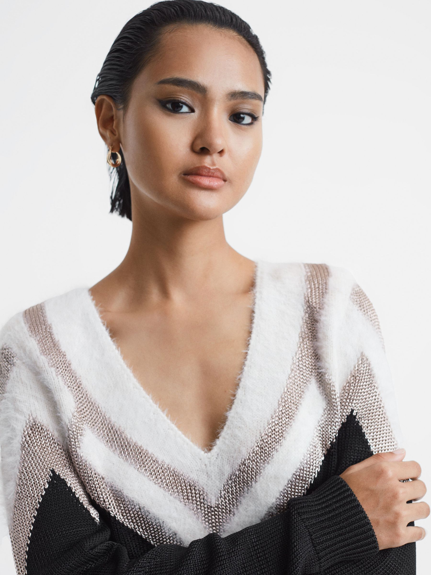 Contrast Trim Metallic V-Neck Jumper in Black/Silver - Image 1 of 5