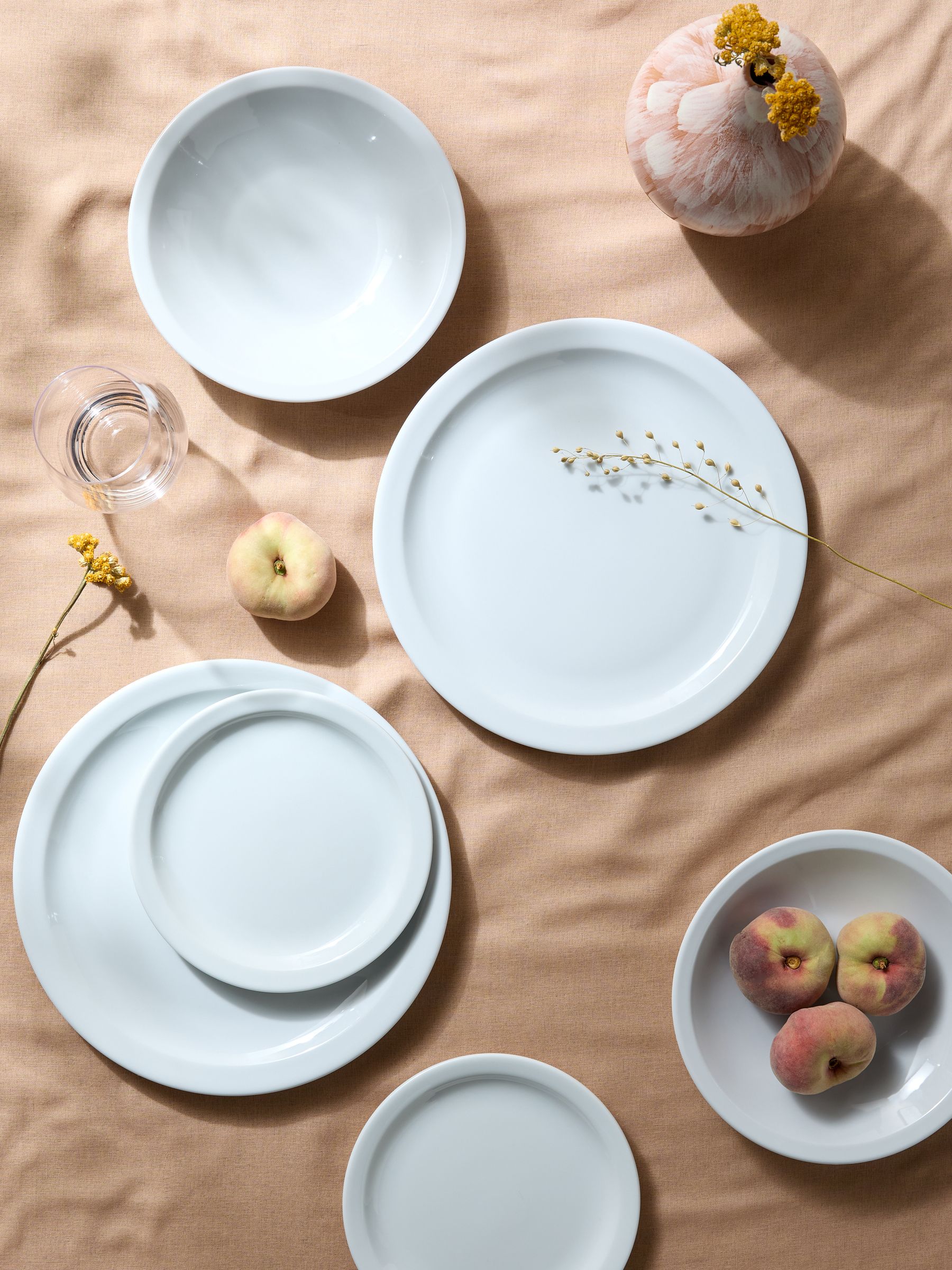 Ottilie 12 Piece Dinner Set in White - Image 5 of 6