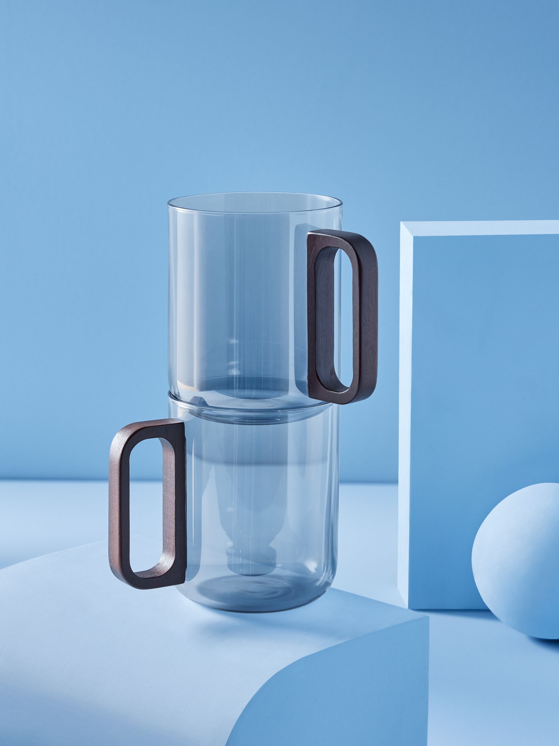 Set of 2 Declan Glass Mugs in Smoke - Image 3 of 4
