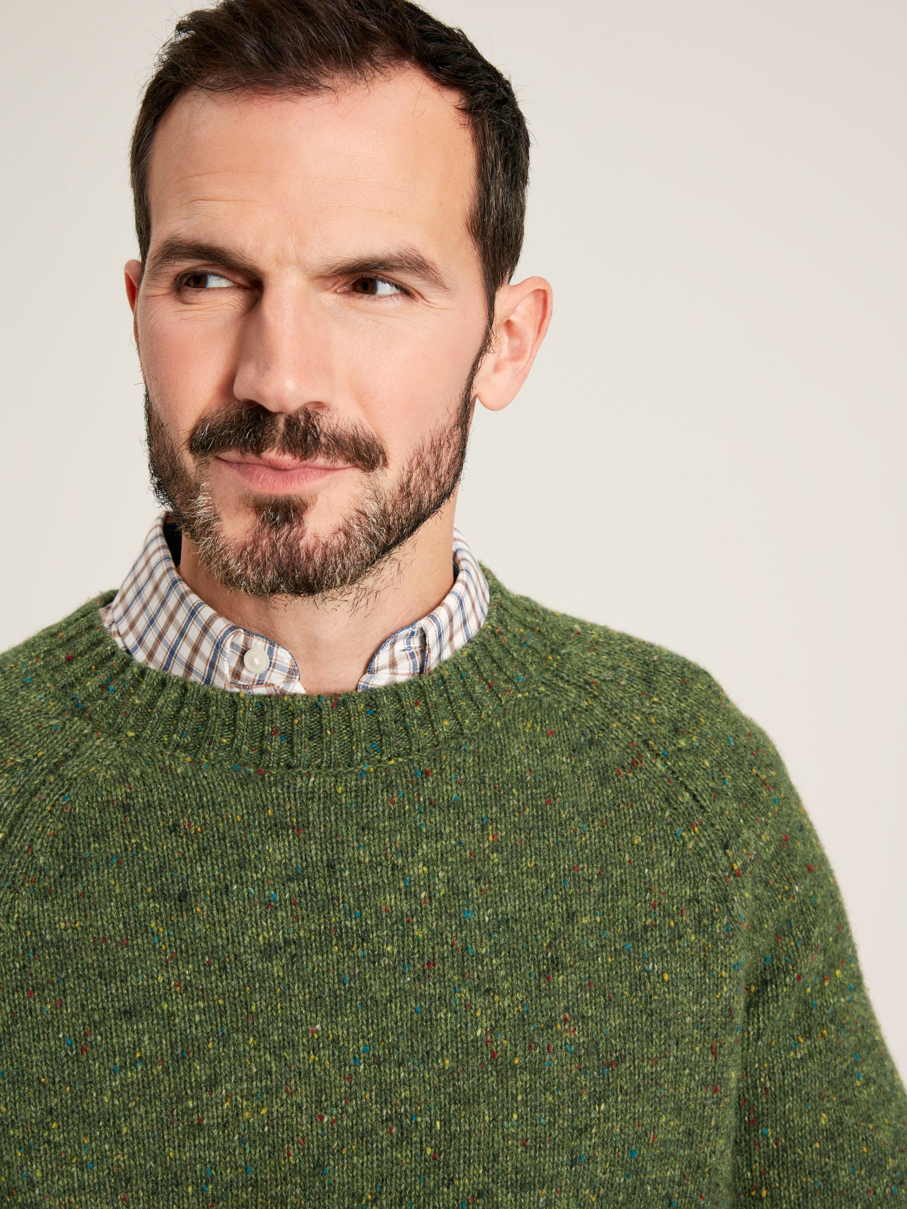 Glenbay Green Crew Neck Knitted Jumper - Image 6 of 8