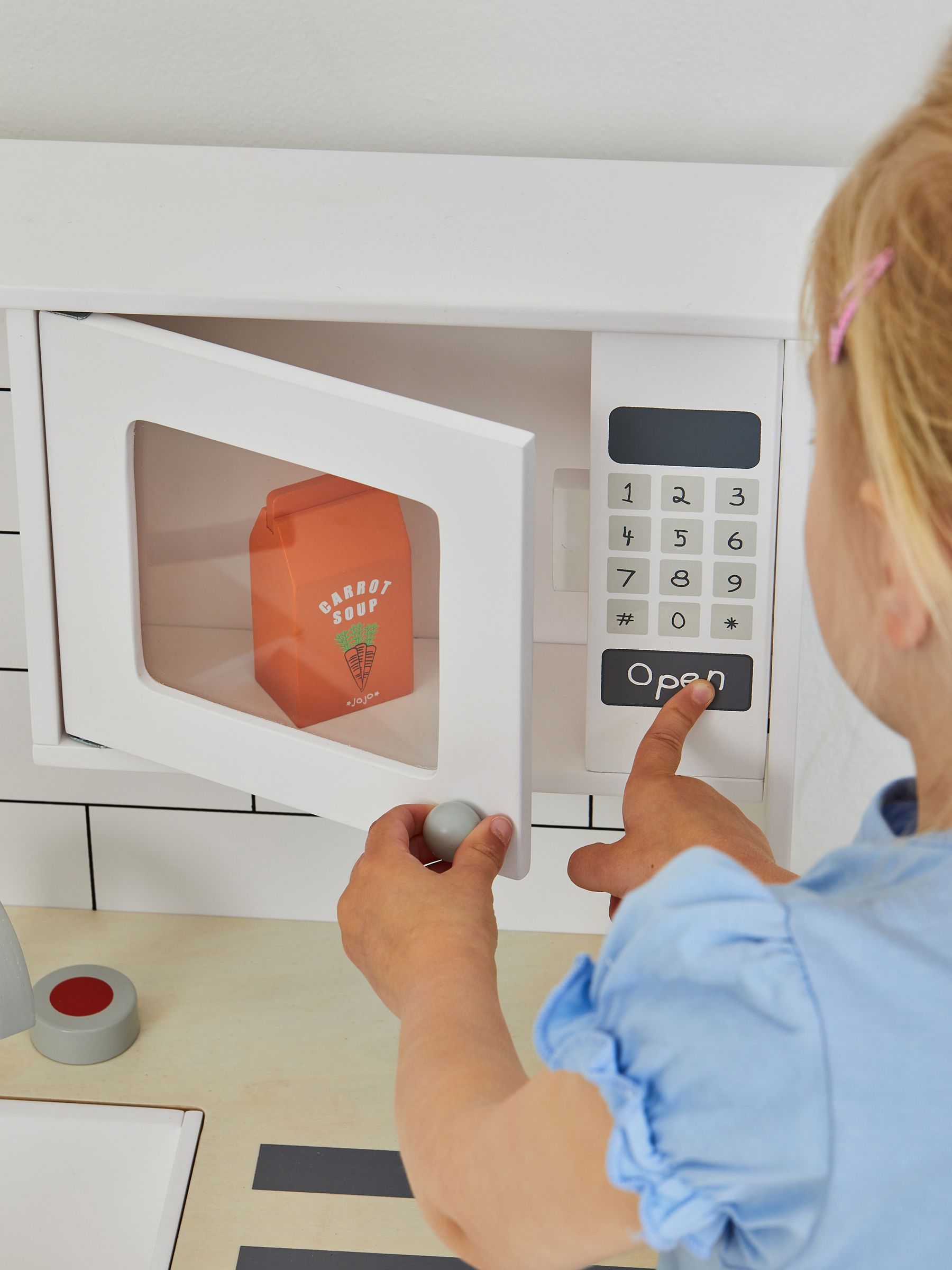 White Henley Wooden Play Kitchen - Image 8 of 12