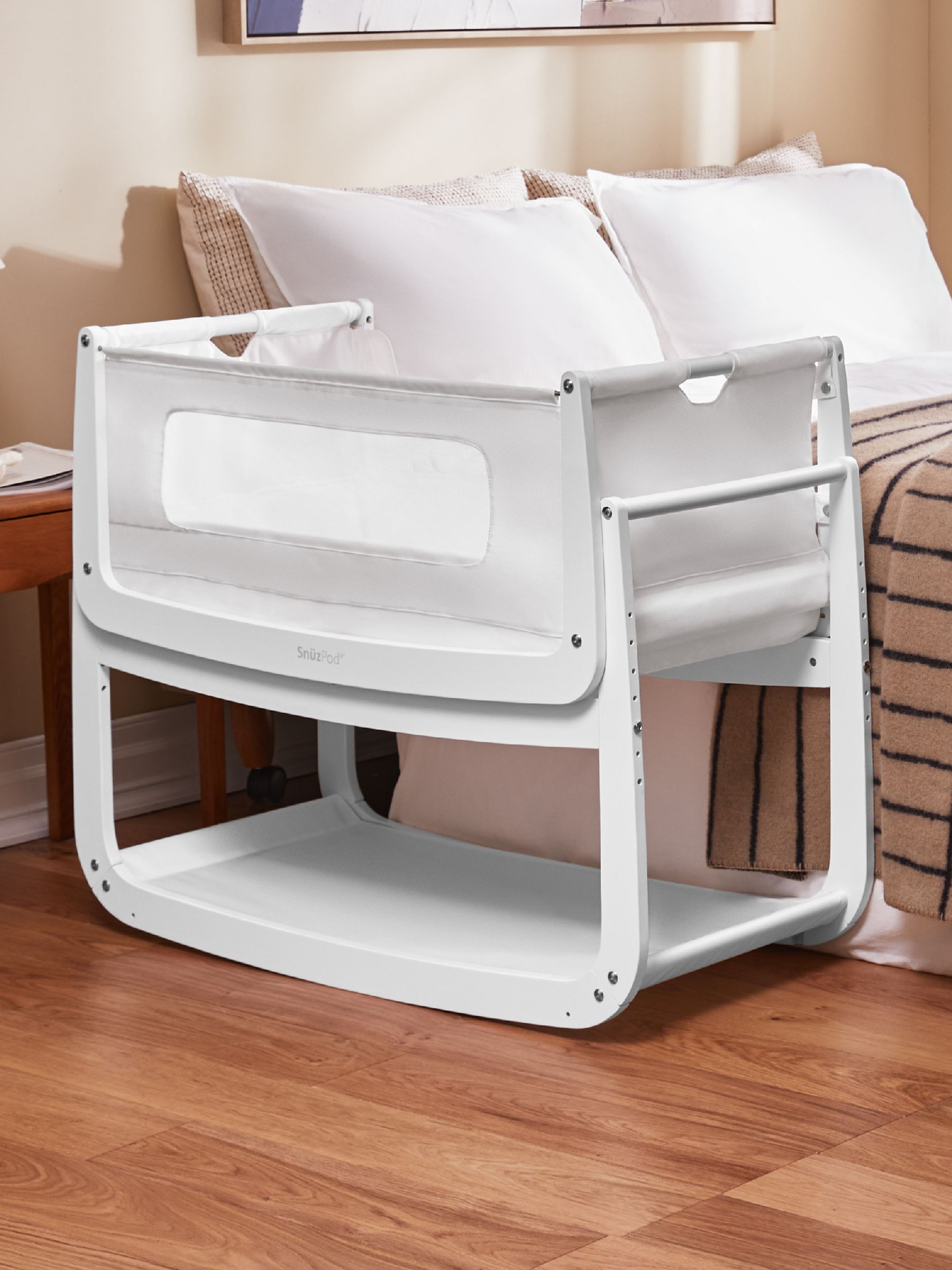 Snuz White SnuzPod 4 Bedside Crib - Image 1 of 7