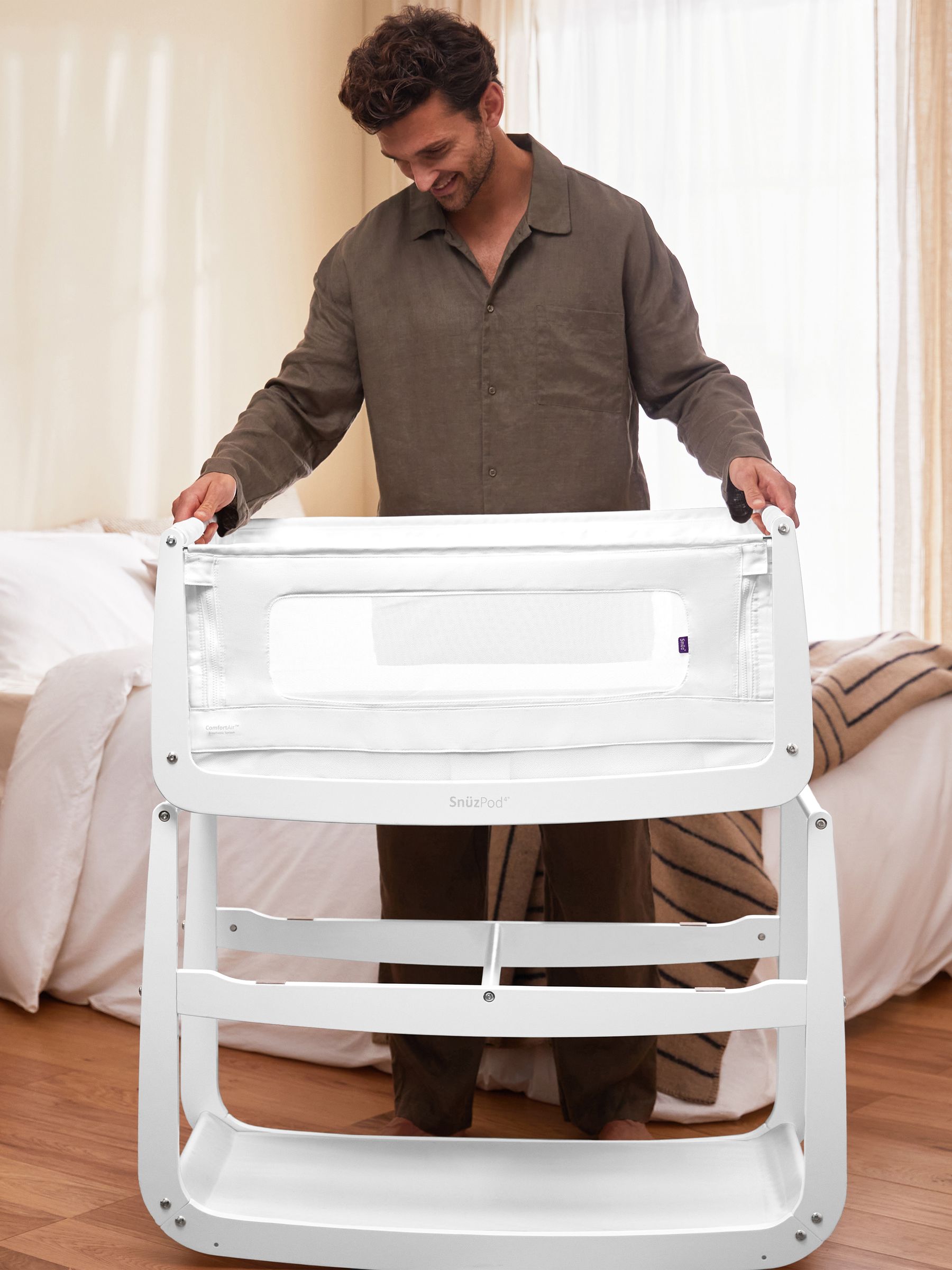 Snuz White SnuzPod 4 Bedside Crib - Image 4 of 7