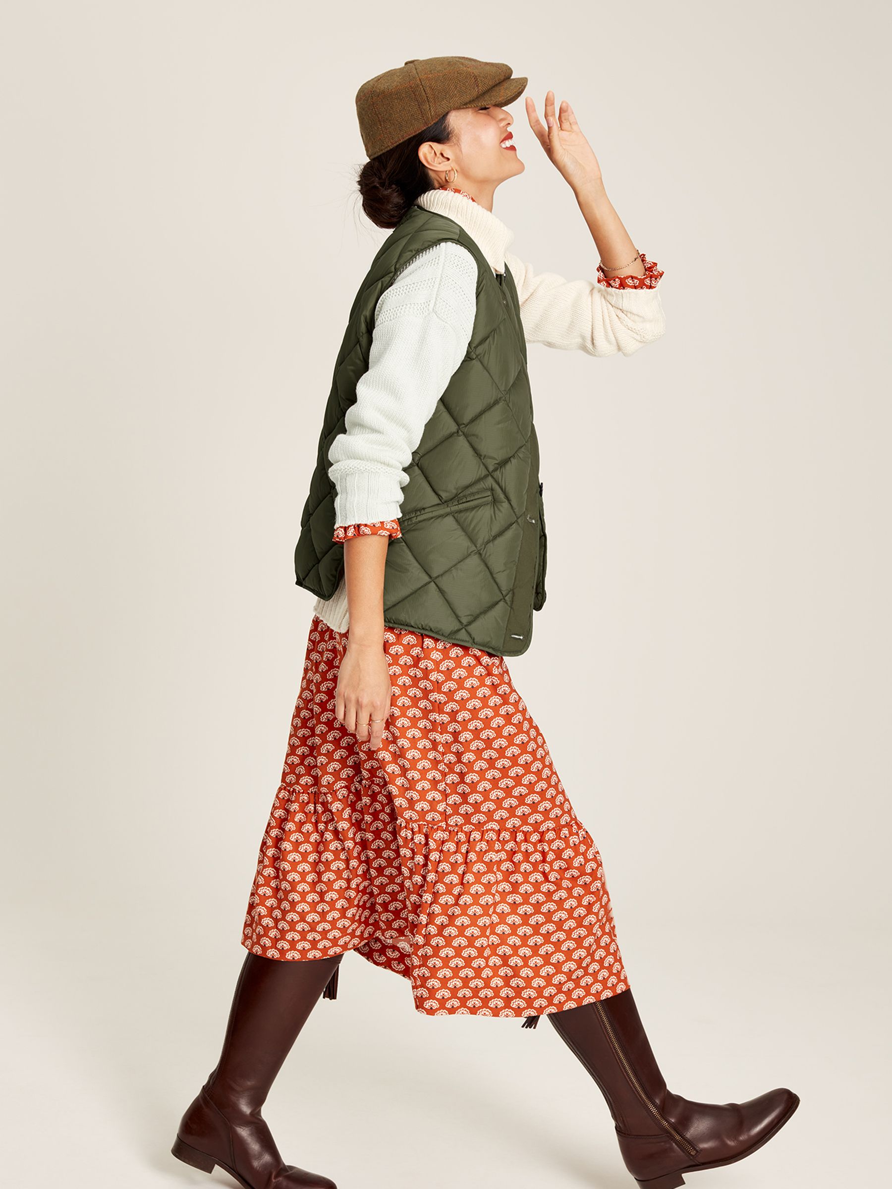 Radley Green Showerproof Diamond Quilted Gilet - Image 2 of 7