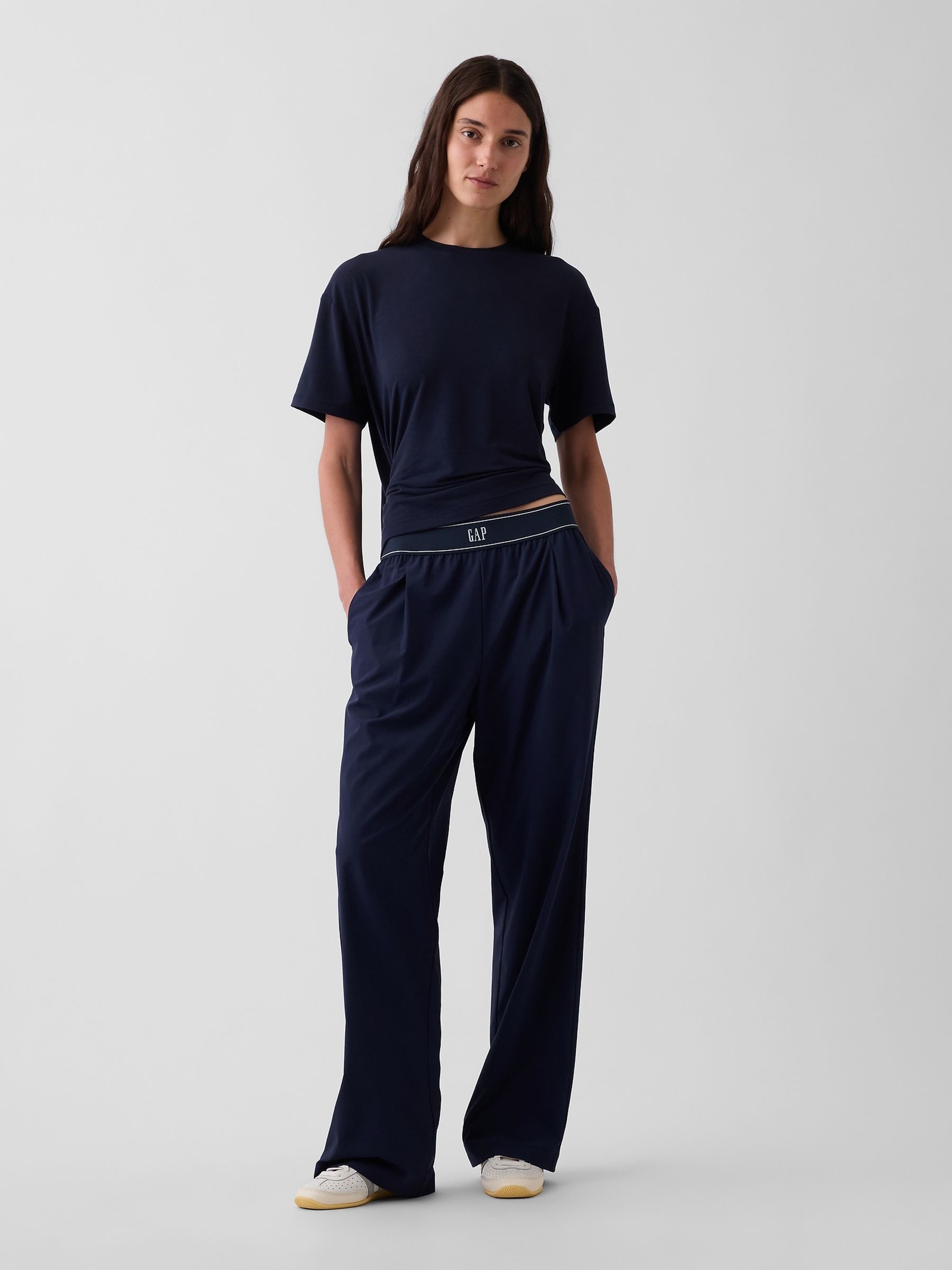 Navy GapFit Breathe Relaxed T-Shirt - Image 3 of 4