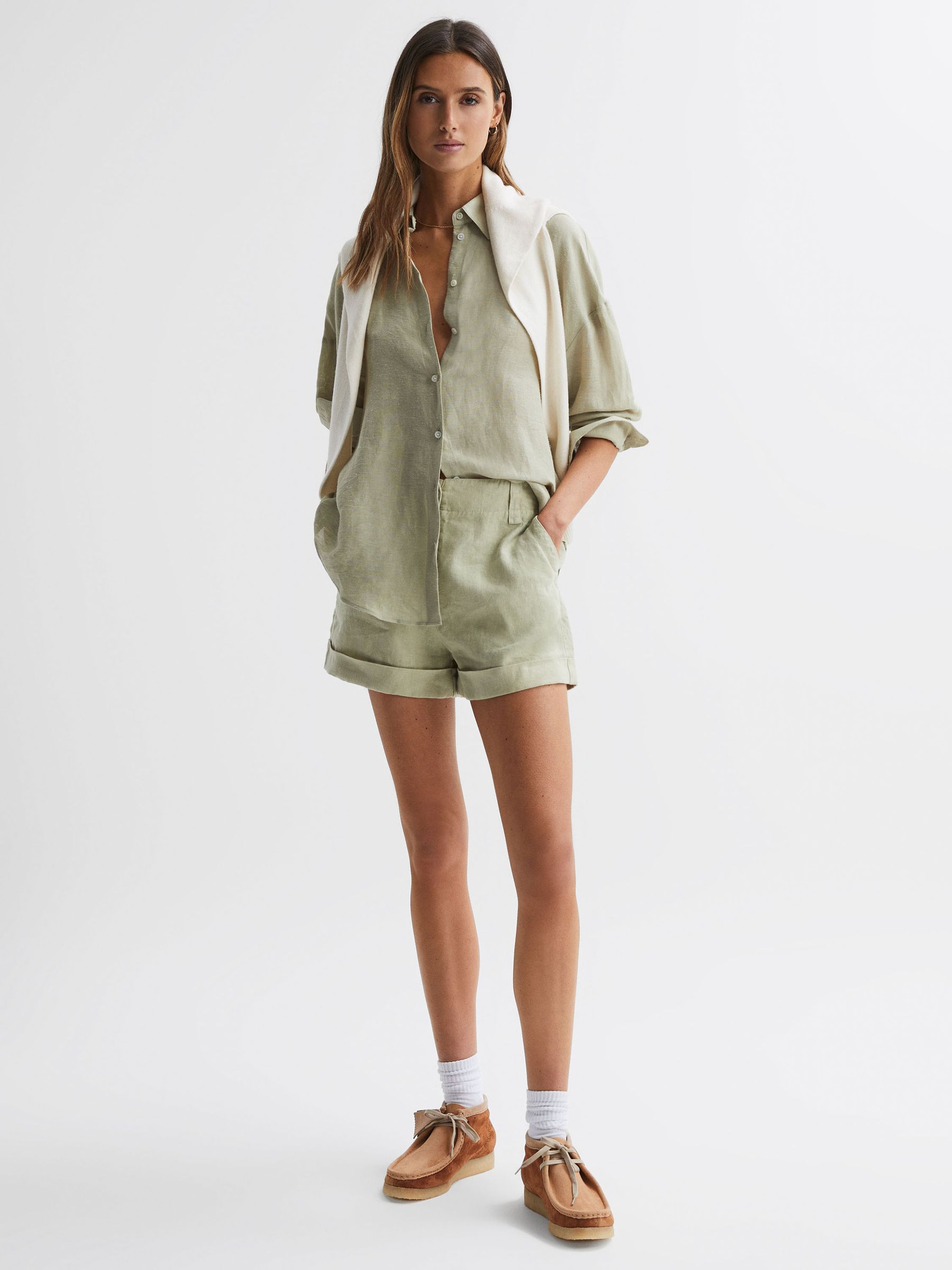 Clarks Originals Suede Wallabee Boots in Tan - Image 2 of 6