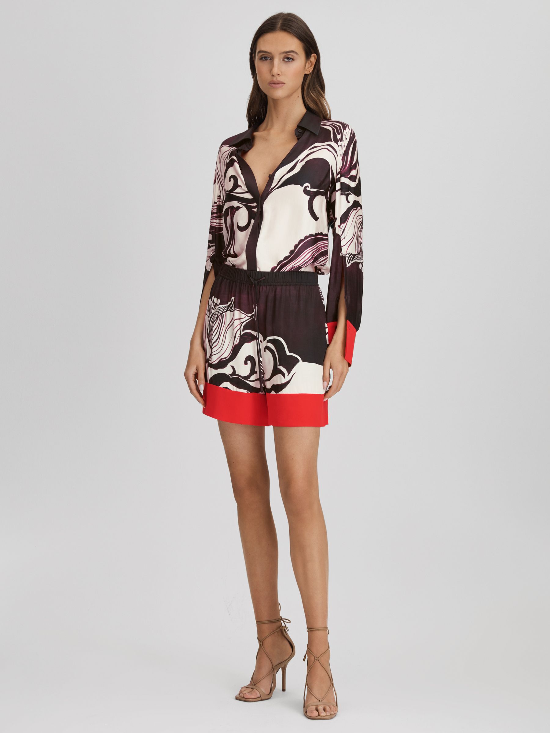 Printed Drawstring Shorts in Burgundy/Cream - Image 6 of 7
