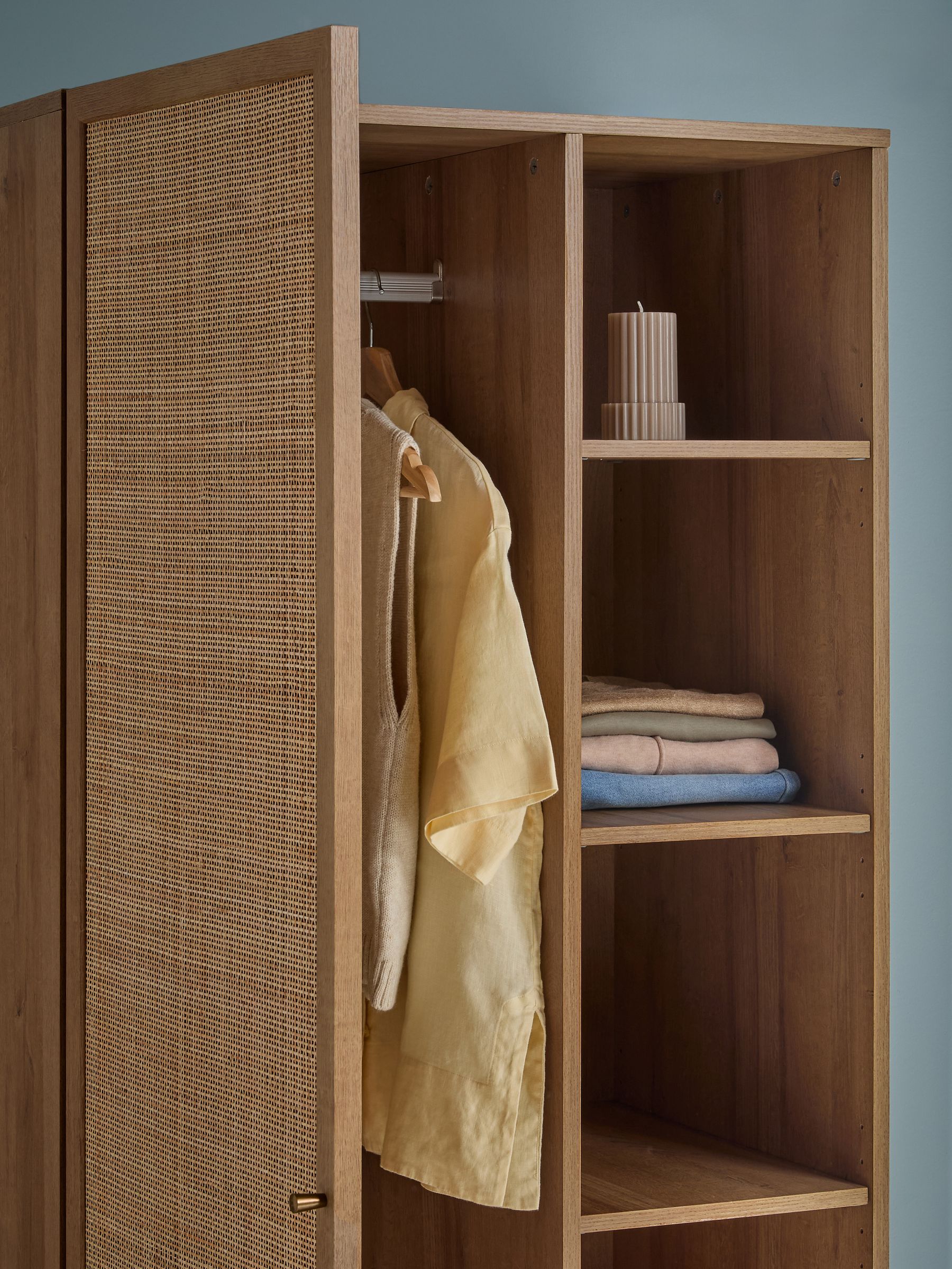 Pavia Rattan Double Wardrobe in Oak Effect - Image 4 of 4
