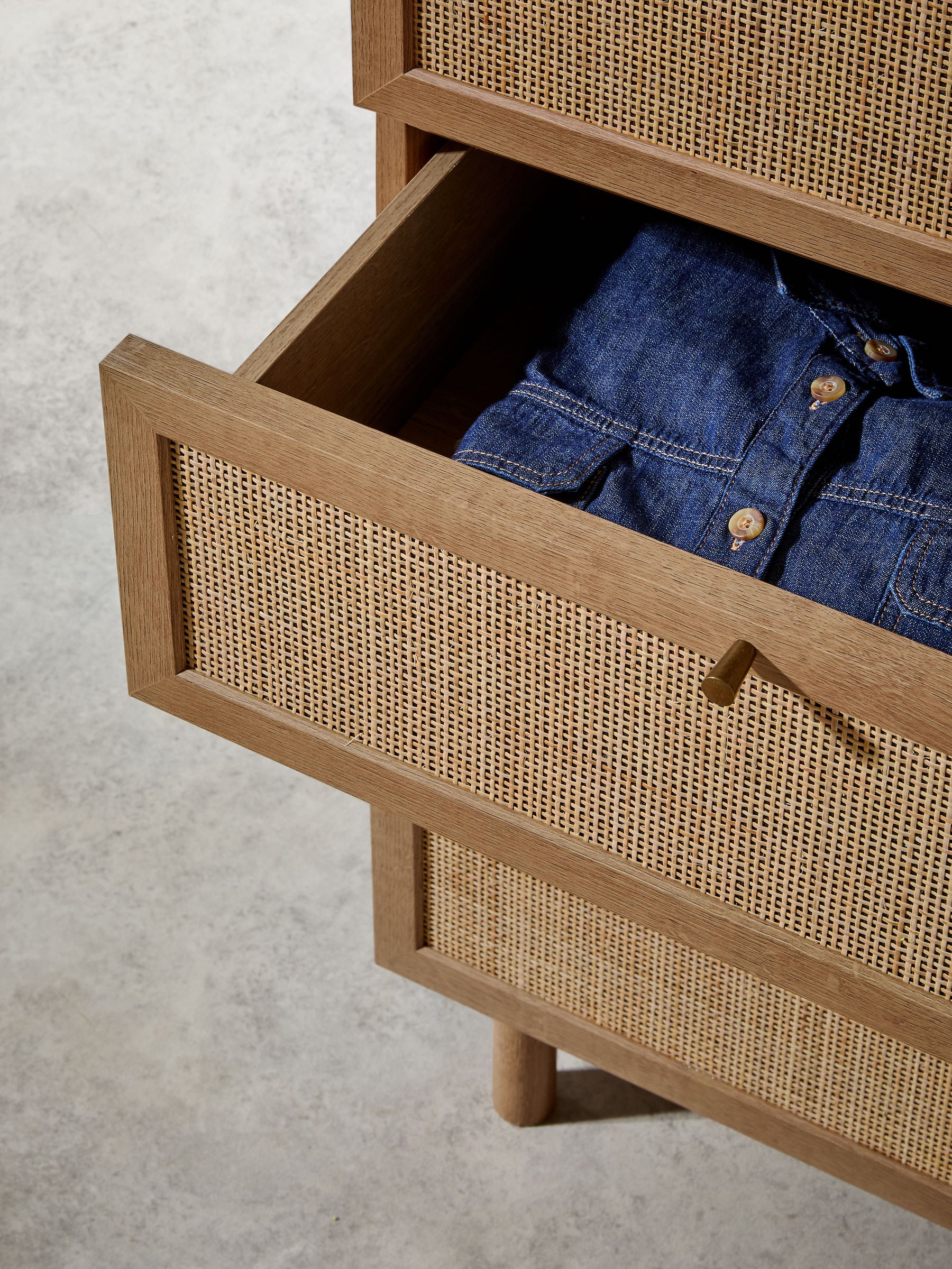 Pavia Rattan 6 Drawer Chest of Drawers in Oak Effect 1 - Image 5 of 7
