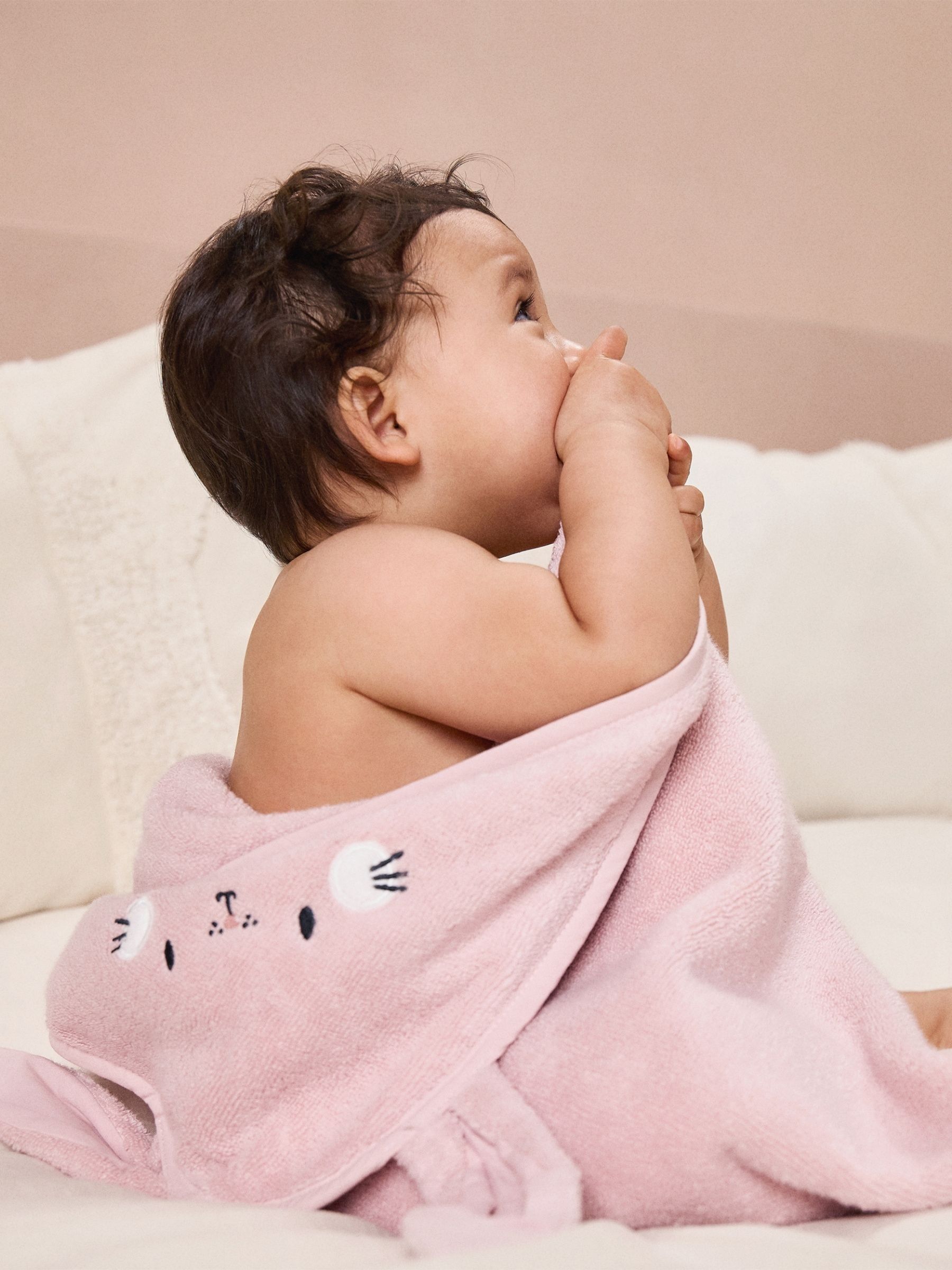 MORI Pink Bunny Supersoft Hooded Towel - Image 2 of 5