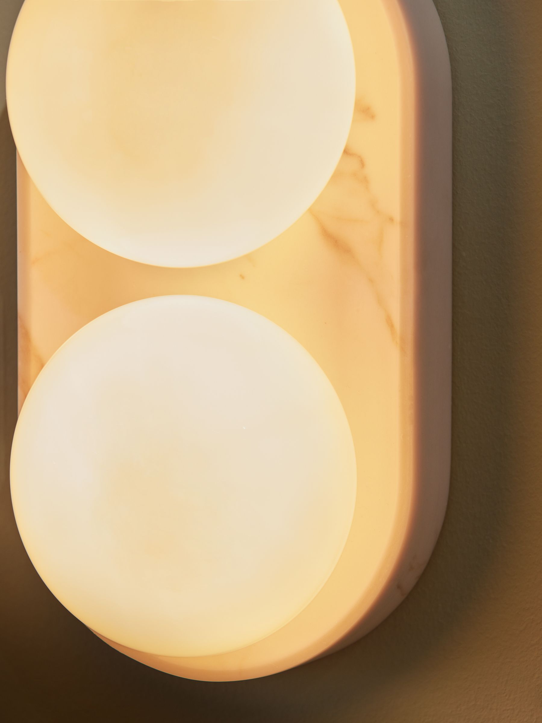 Wilf Wall Light in White Marble Effect - Image 3 of 5