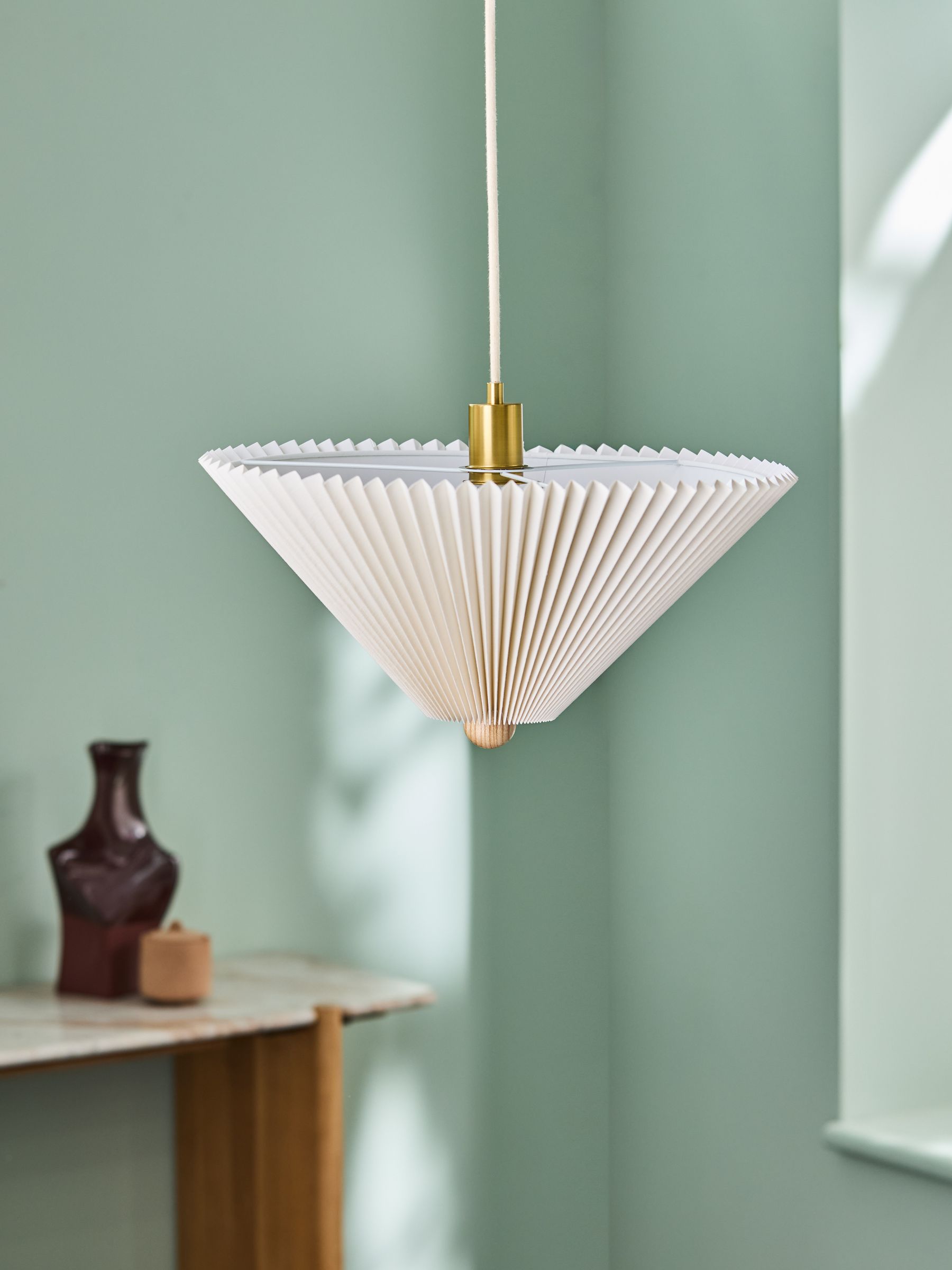 Brianna Cable Kit in Brass - Image 4 of 6