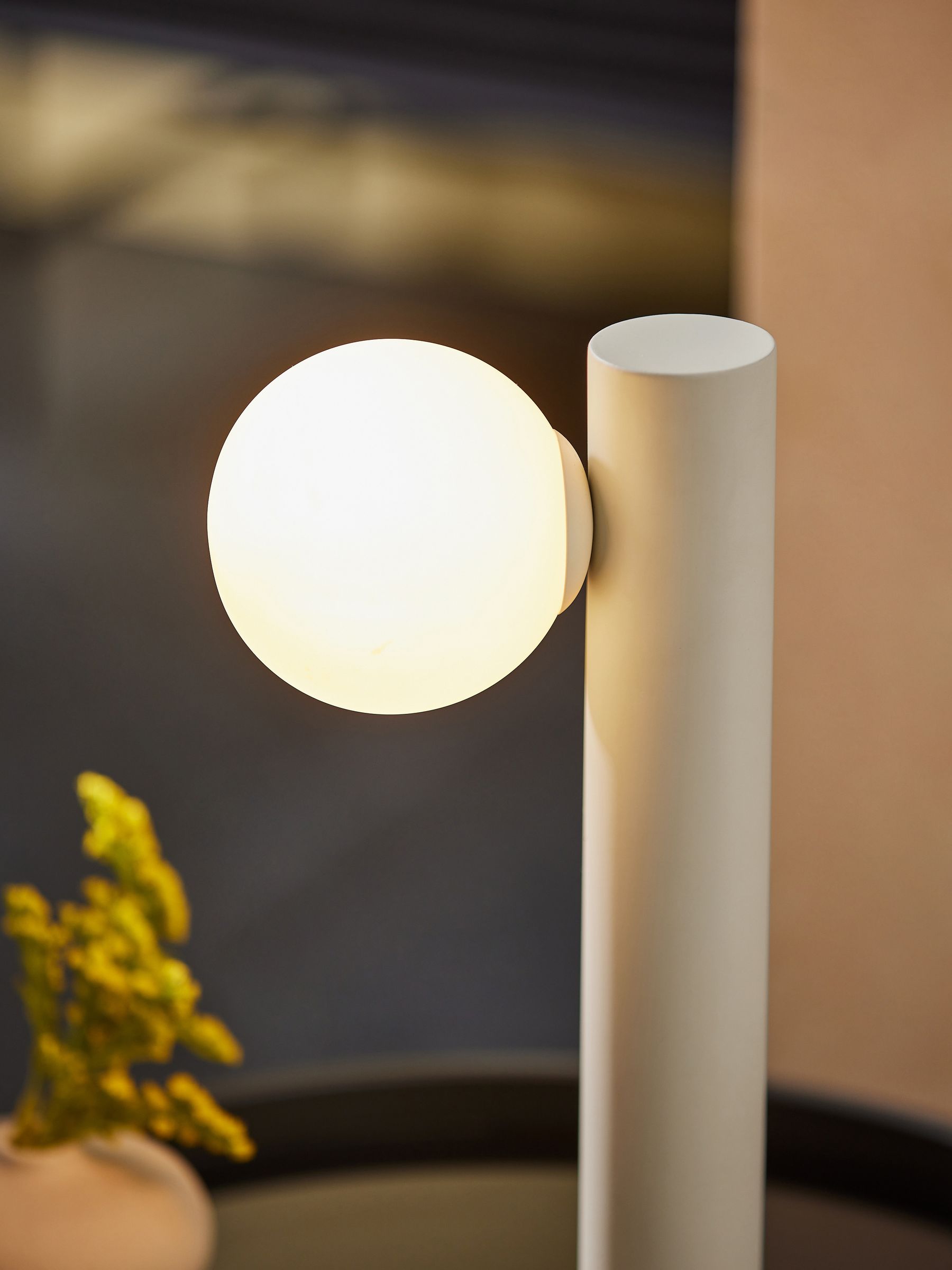 Graysen Table Lamp in Cream - Image 2 of 3