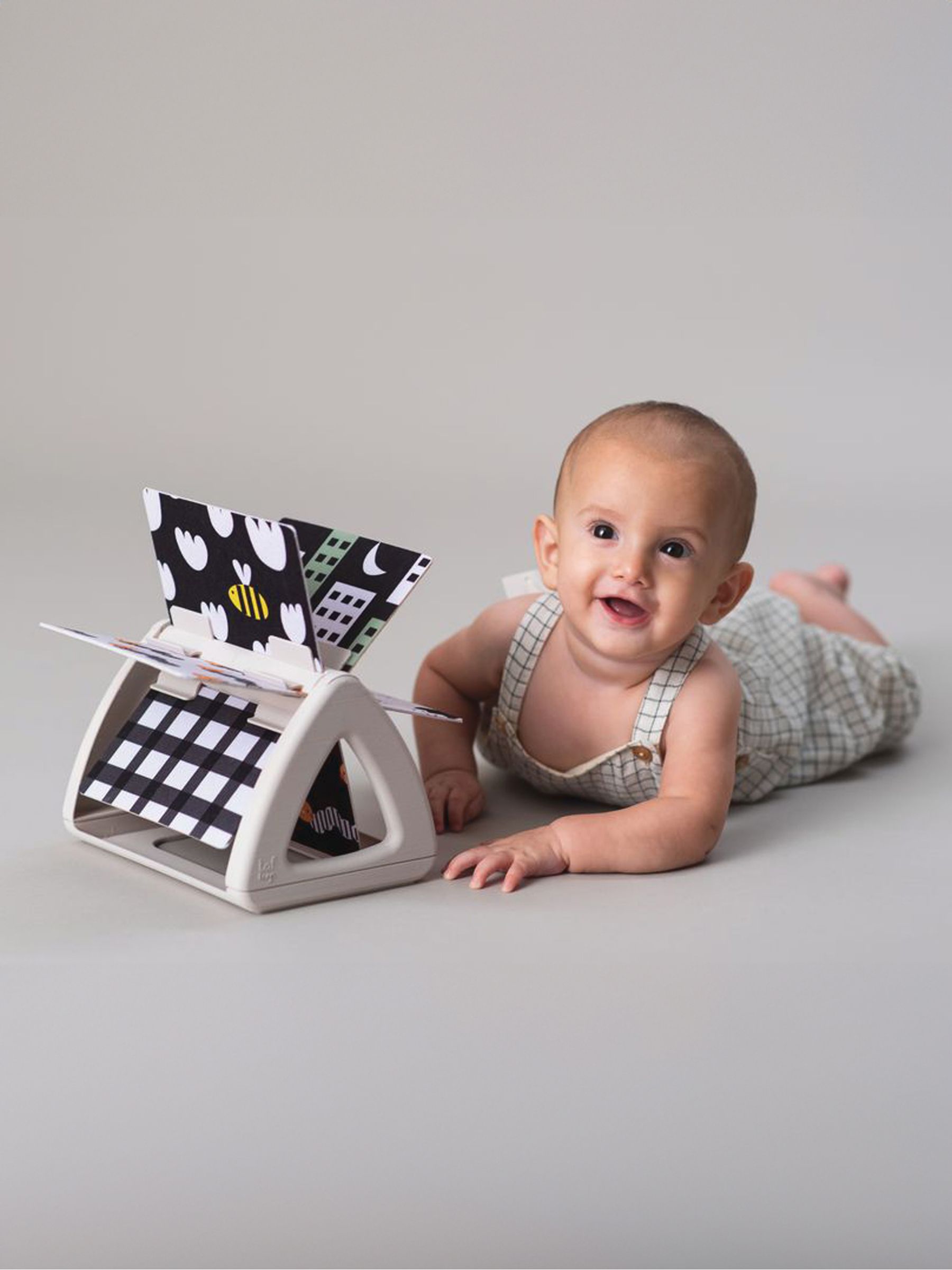 Taf Toys Tummy Time Spinning Book - Image 2 of 4