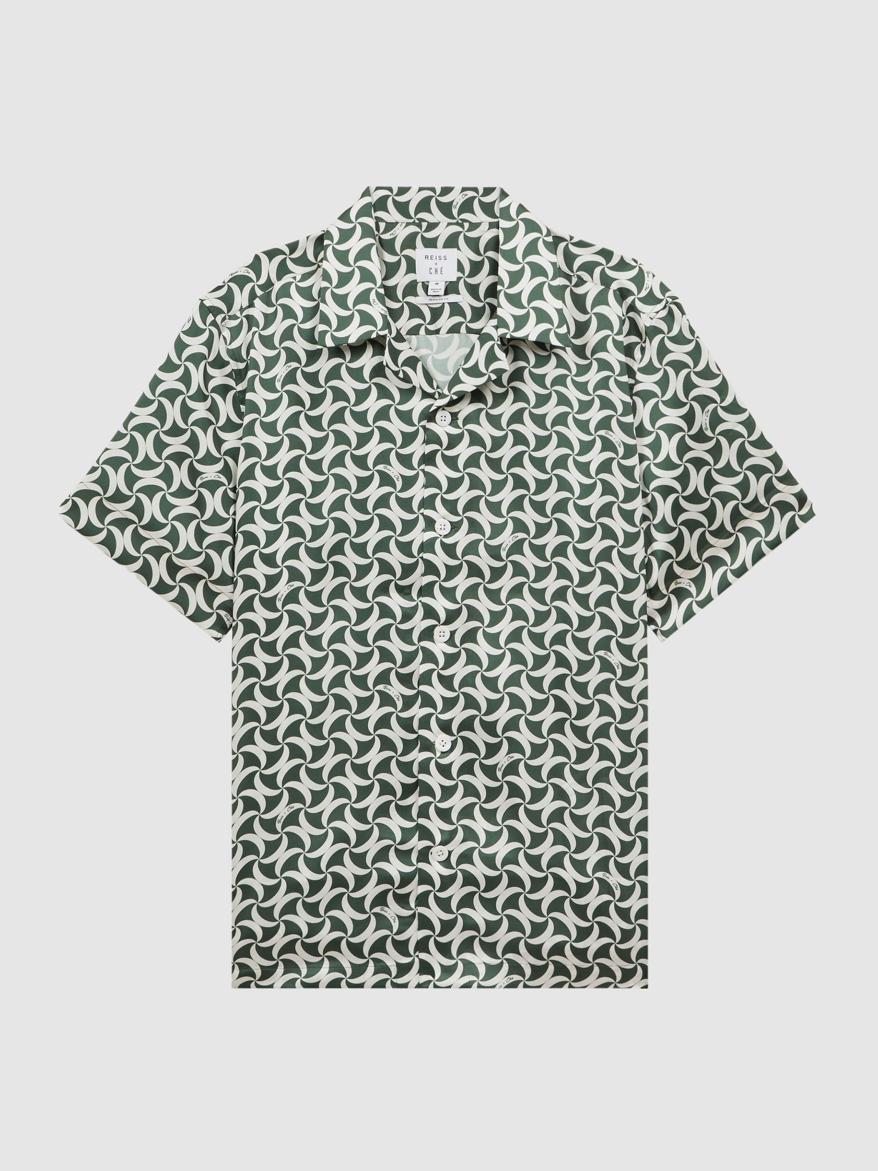 Reiss | Ché Printed Cuban Collar Button-Through Shirt in Green/White - Image 2 of 7