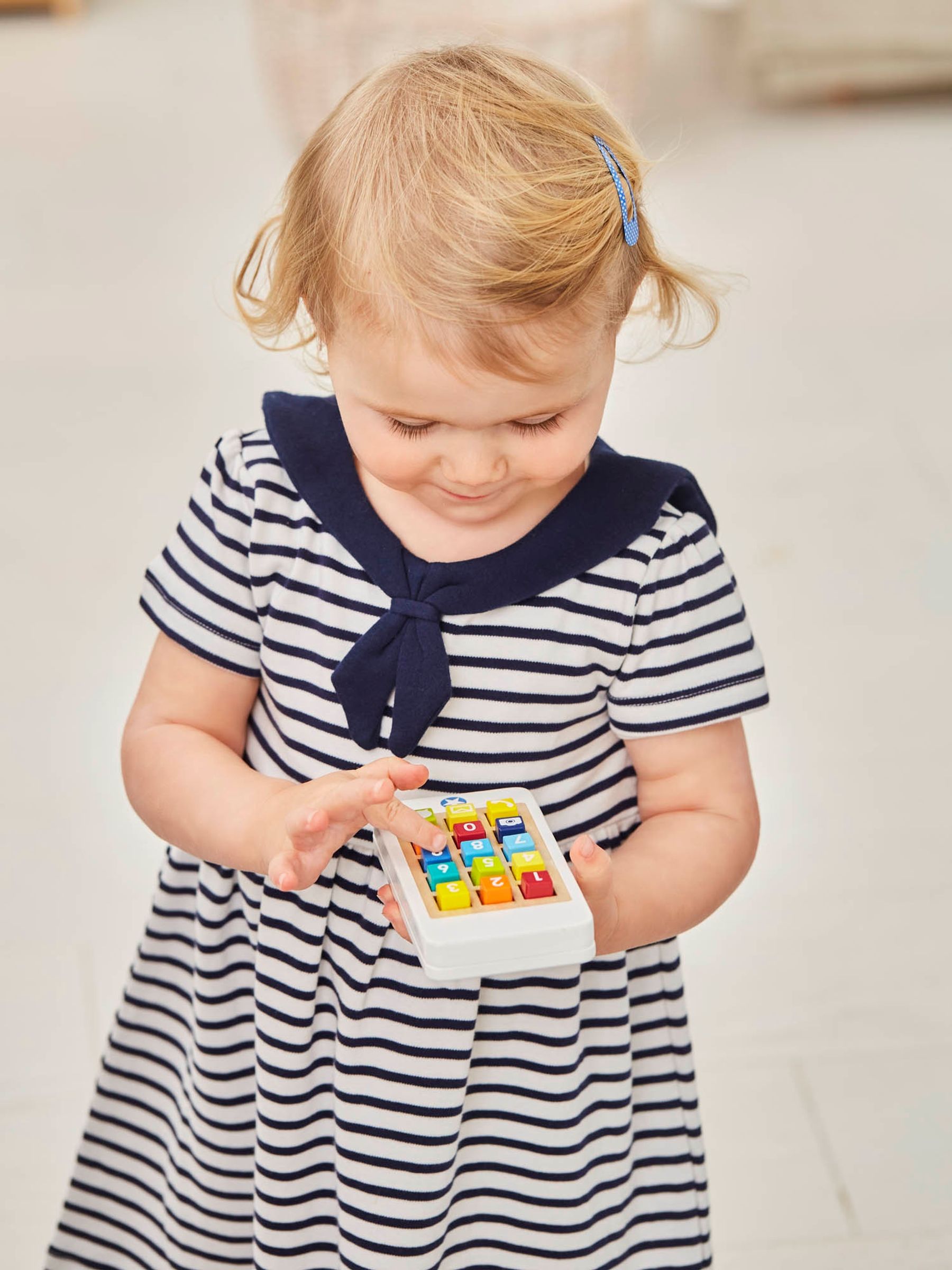Wooden Toy Phone - Image 2 of 3