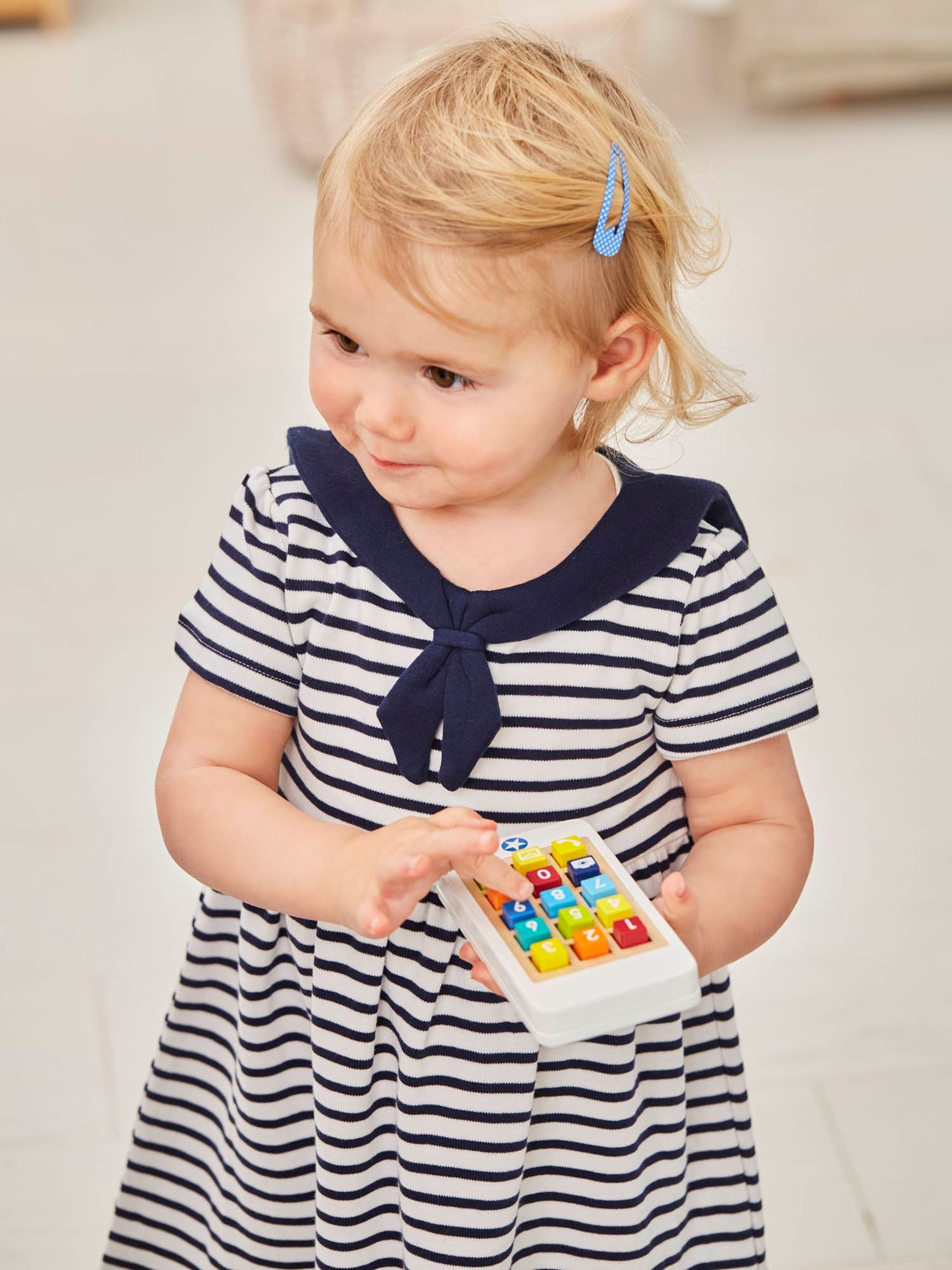 Wooden Toy Phone - Image 3 of 3