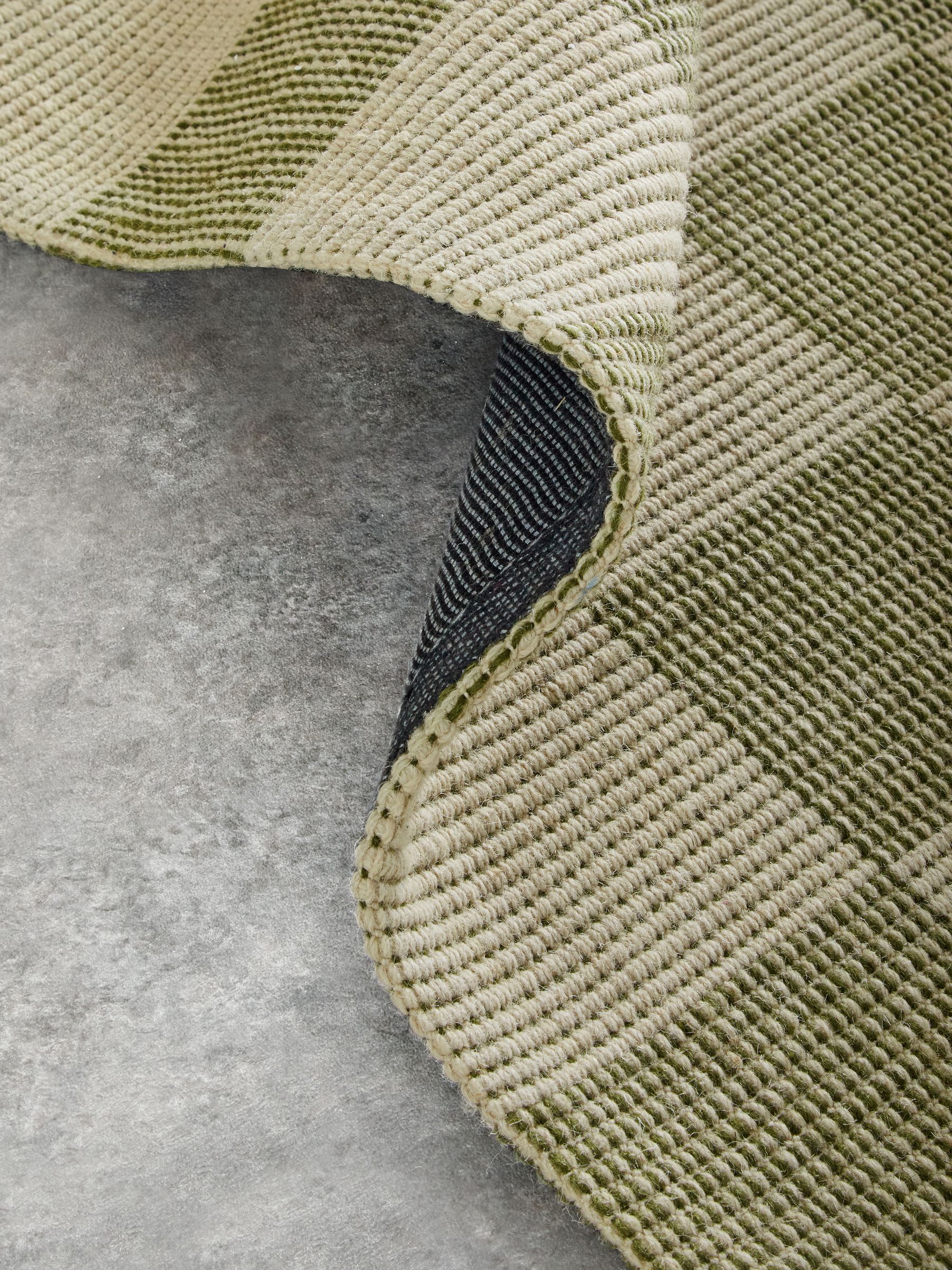Juliette Woven Wool Rug in Green/White - Image 3 of 5