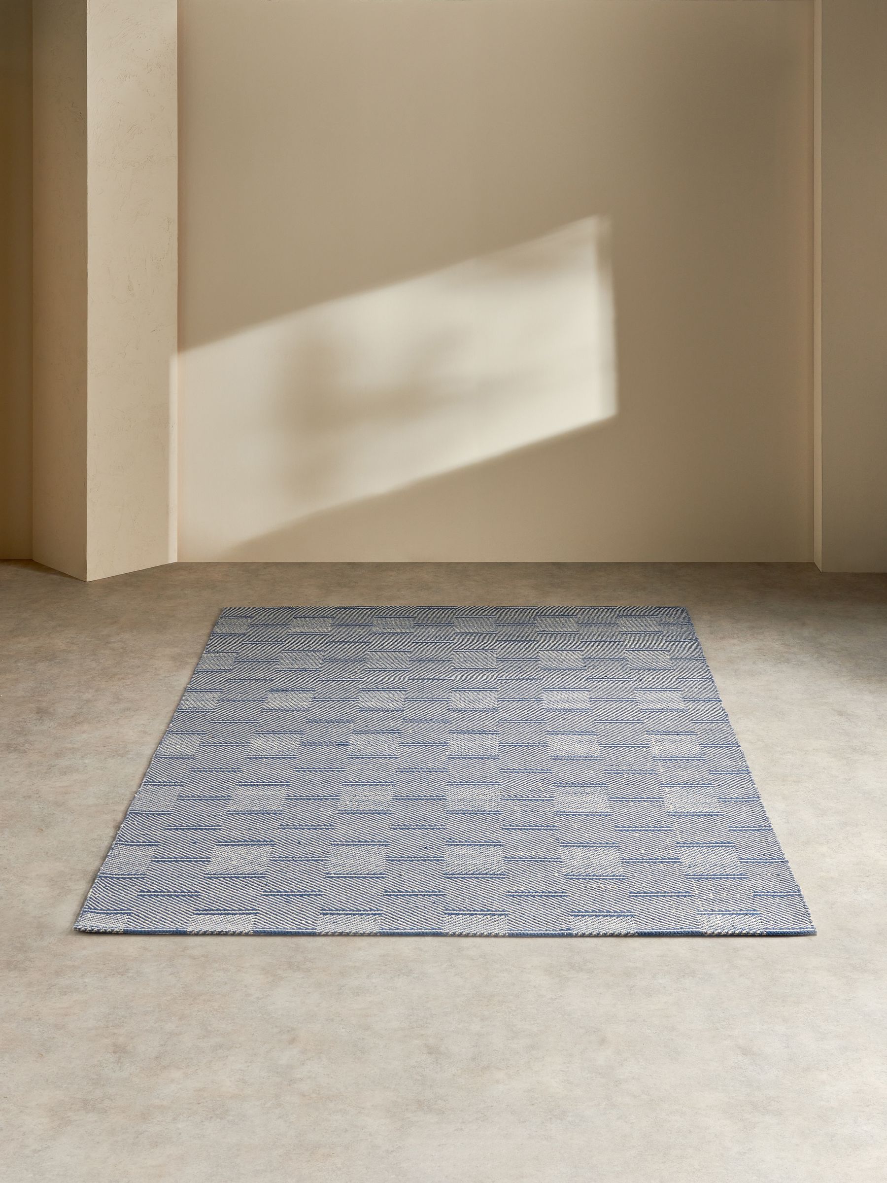 Cowley Woven Wool Rug in Blue - Image 2 of 5