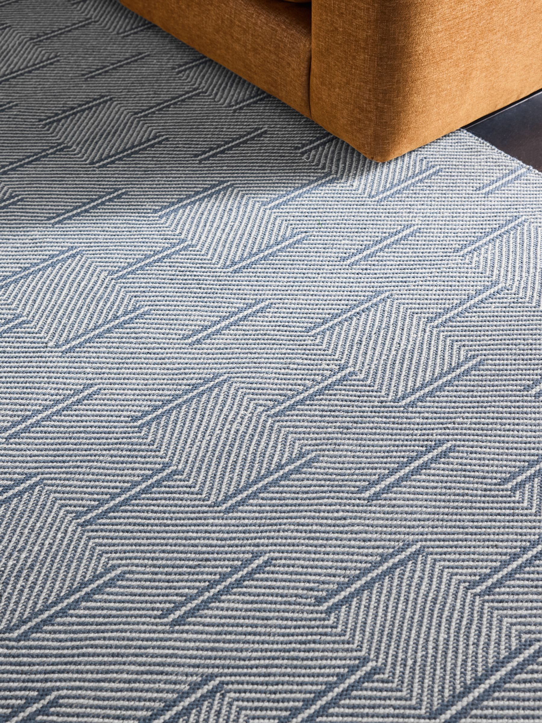 Cowley Woven Wool Rug in Blue - Image 3 of 5