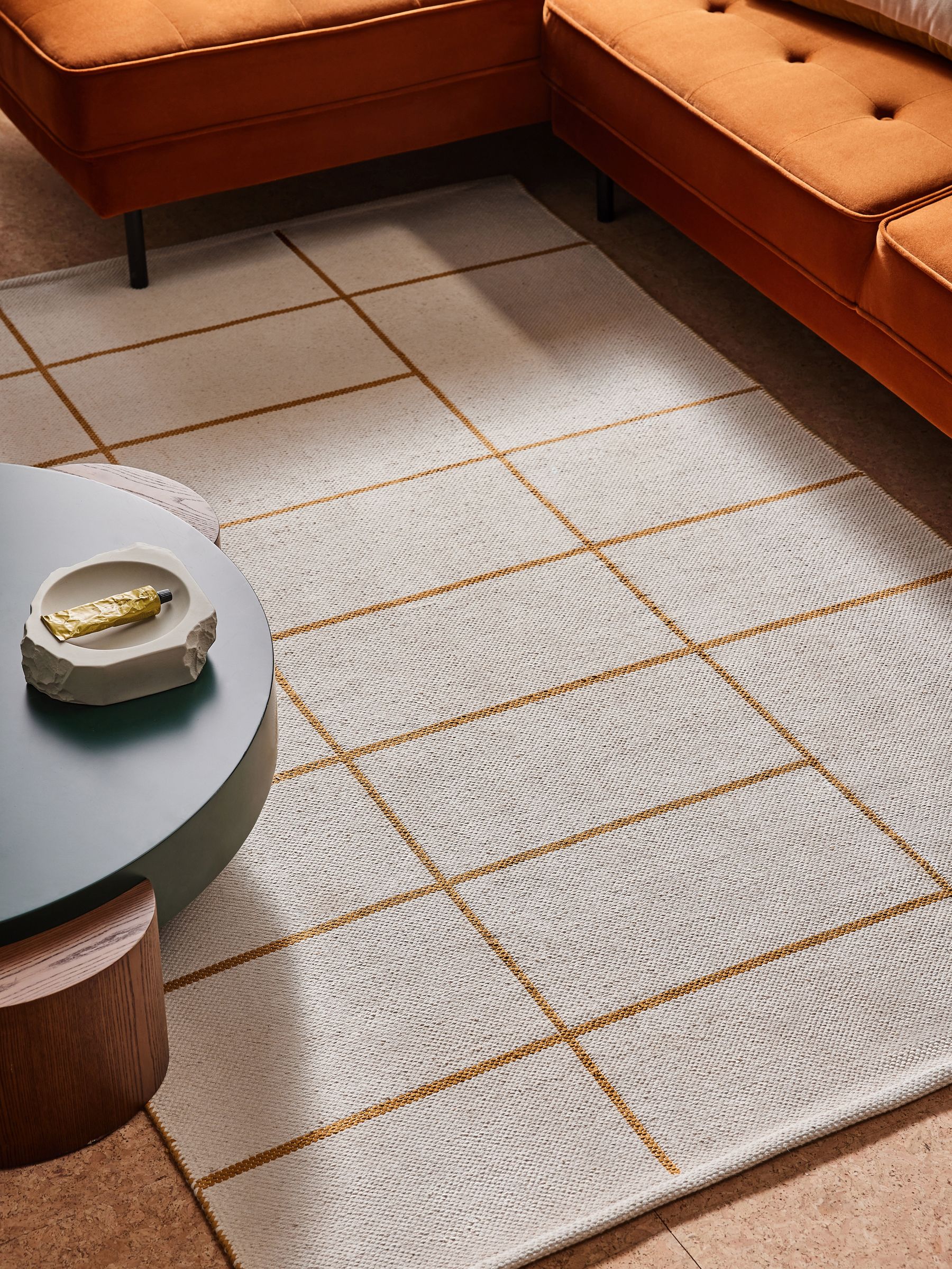 Elsmore Reversible Woven Cotton Rug in Ochre Yellow - Image 4 of 8