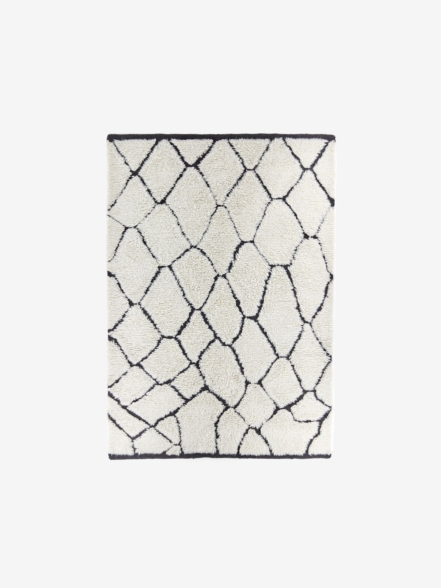 Marvin Wool Berber Rug in White - Image 2 of 5