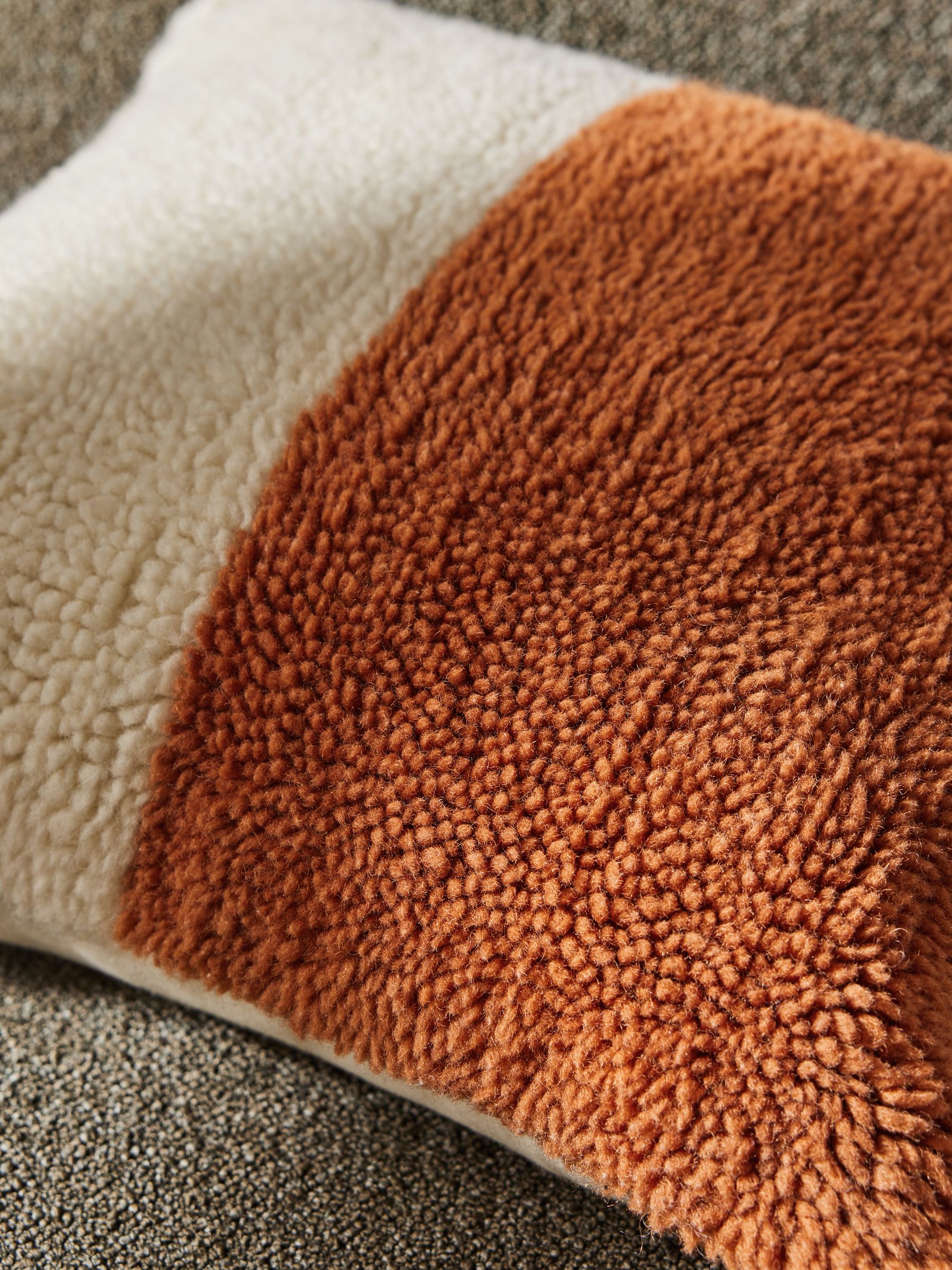 Lori Tufted Berber Cushion in Red - Image 3 of 4