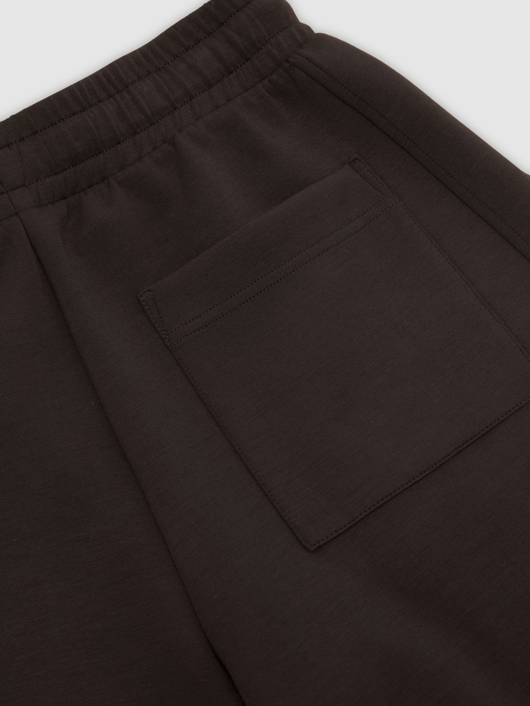 Petite Premium Interlock Barrel-Leg Joggingbukser i Mørk Chokoladebrun - Billede 6 af 7