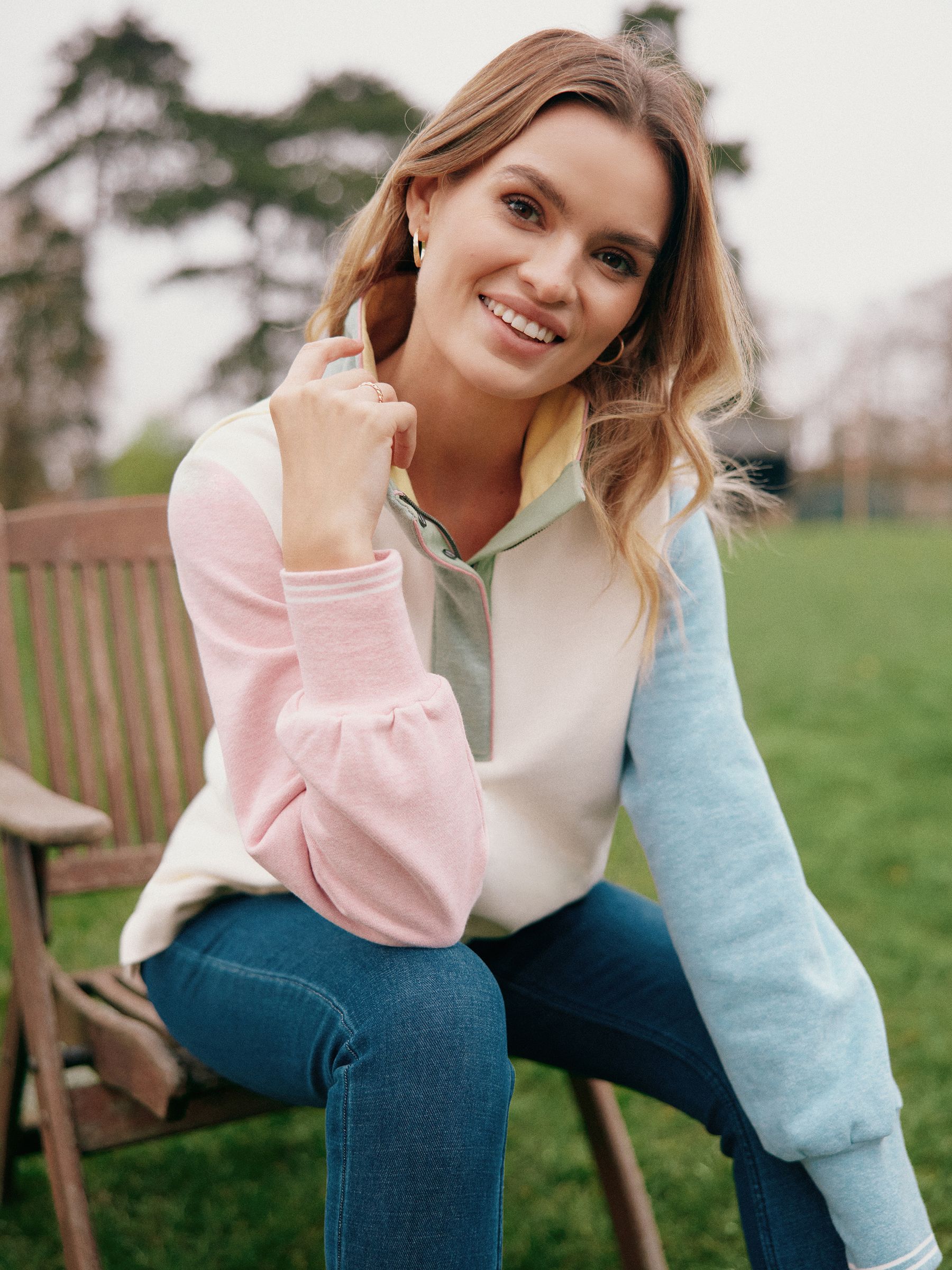 Burnham Multi Funnel Neck Quarter Zip Sweatshirt - Image 8 of 9