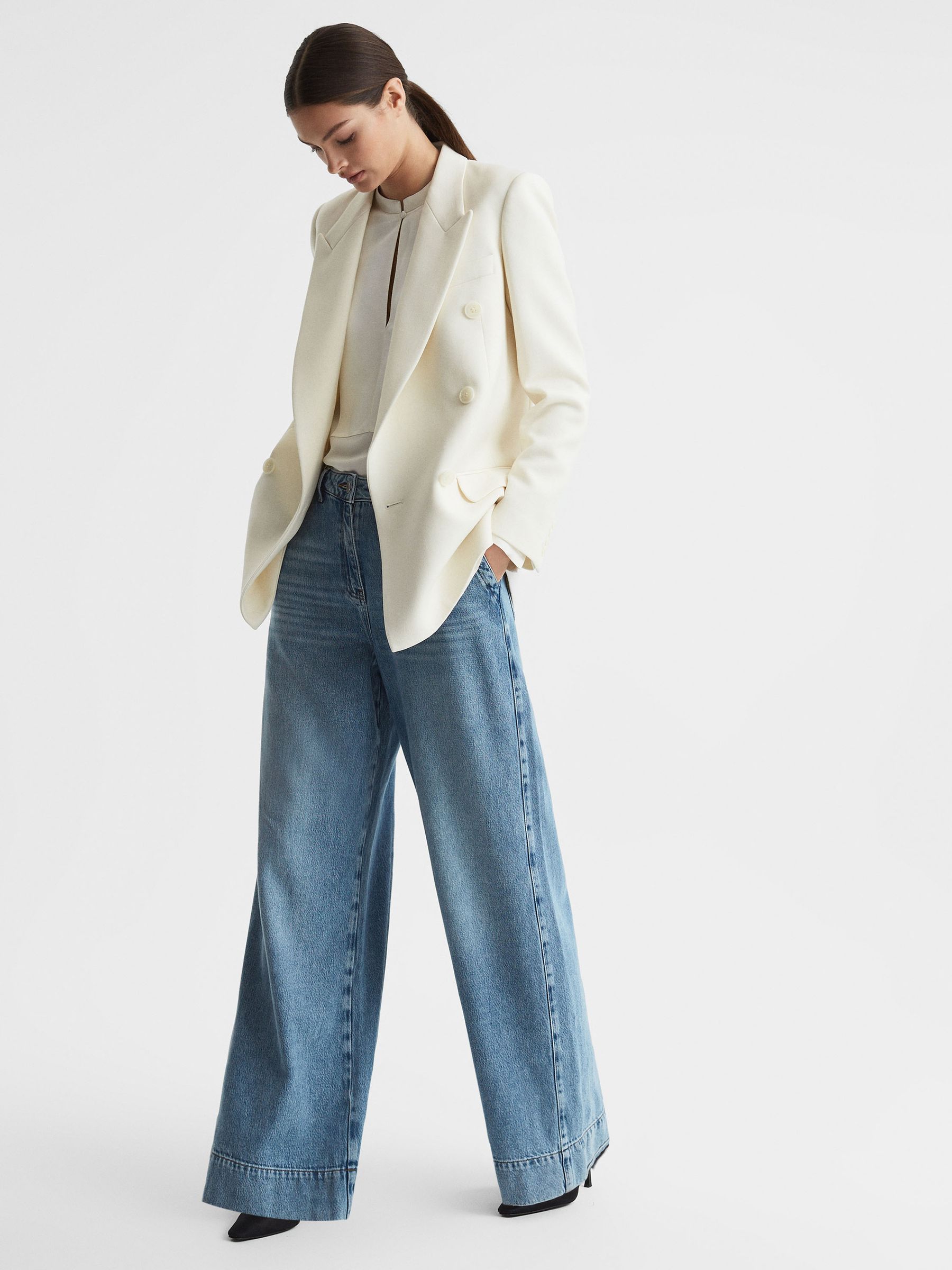 Modern Fit Wool Double Breasted Blazer in White - Image 4 of 8