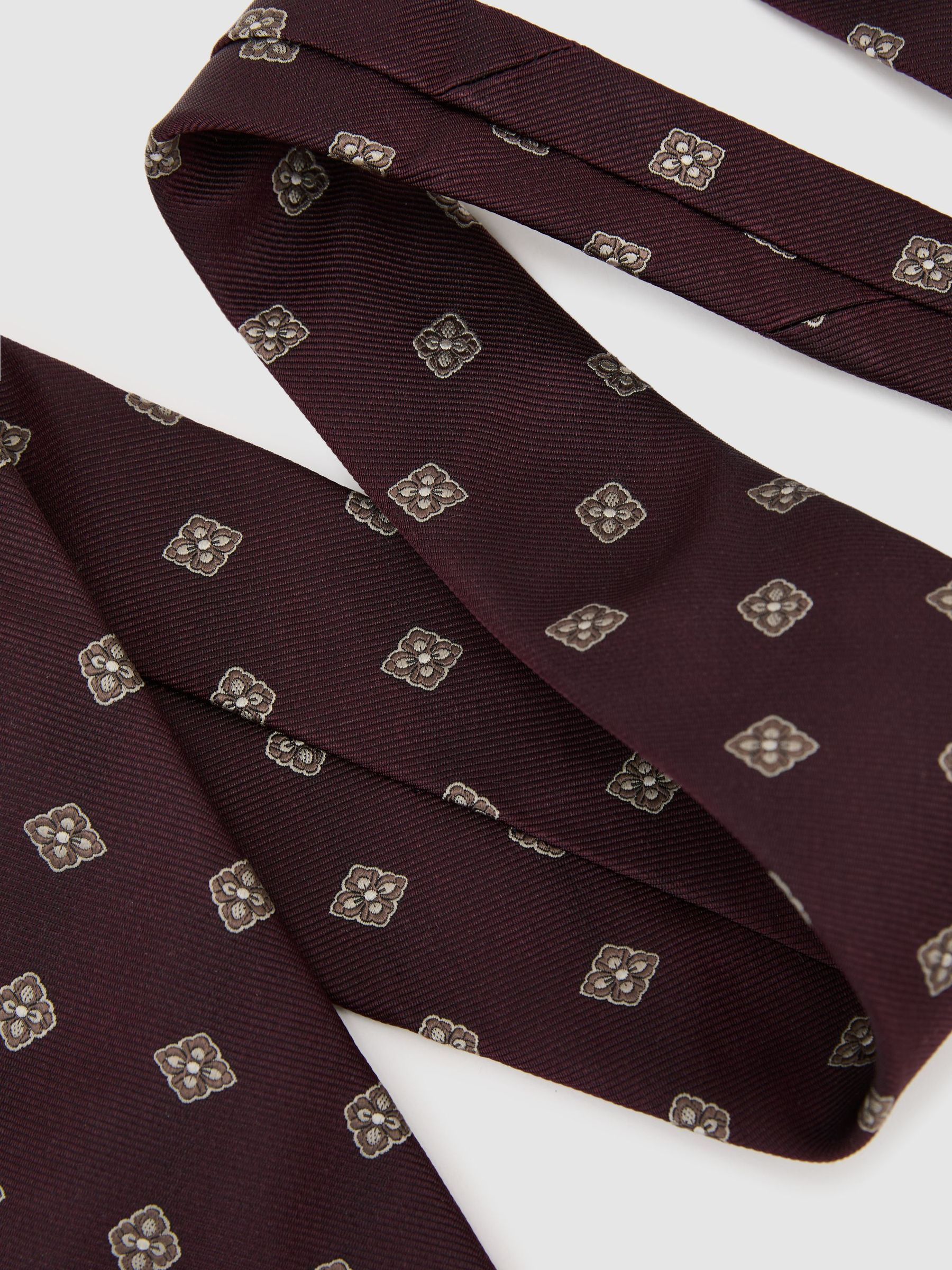 Silk-Blend Woven Floral Medallion Tie in Burgundy - Image 3 of 5
