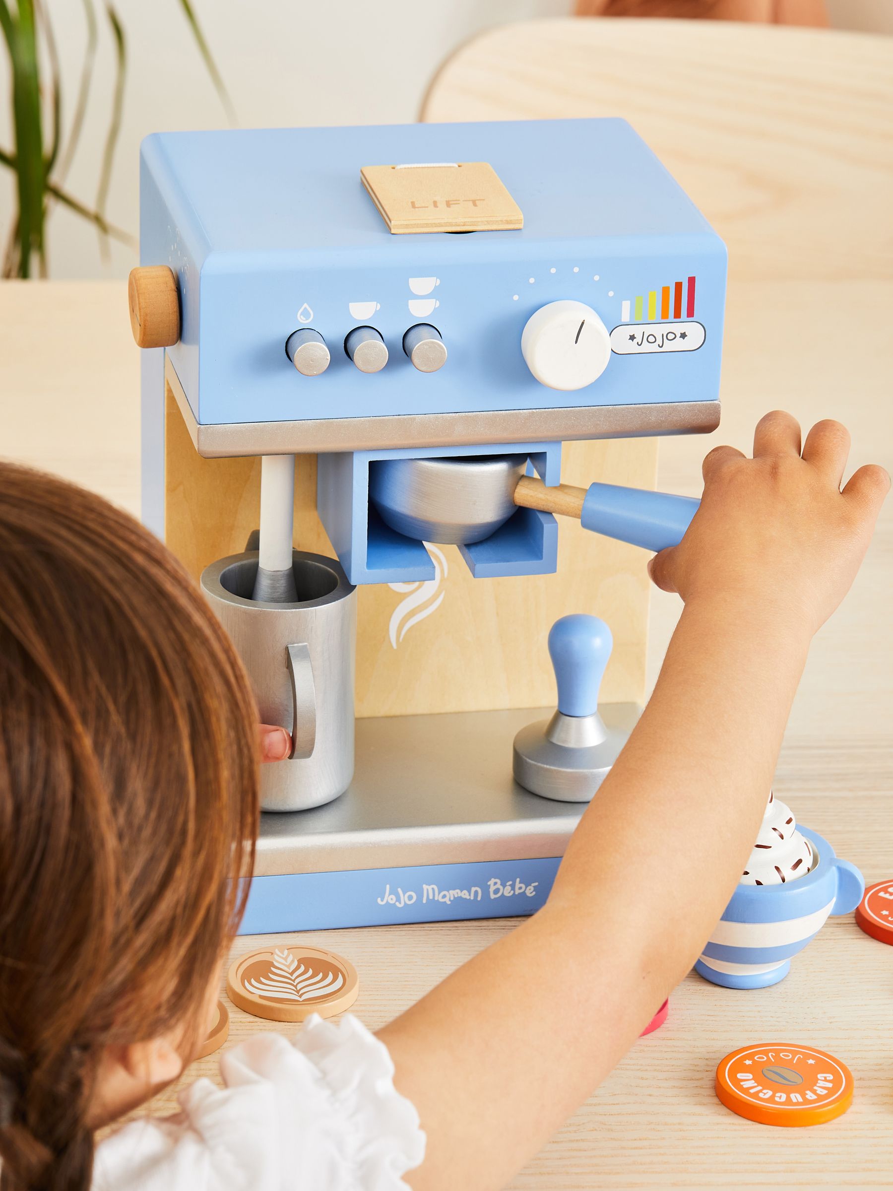 Coffee and Hot Chocolate Machine Playset - Image 3 of 8