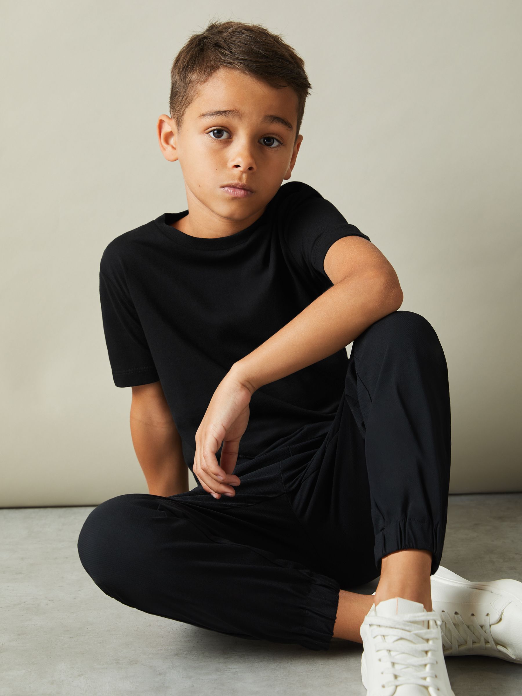 9-13 yrs Crew Neck T-Shirt in Black - Image 3 of 4