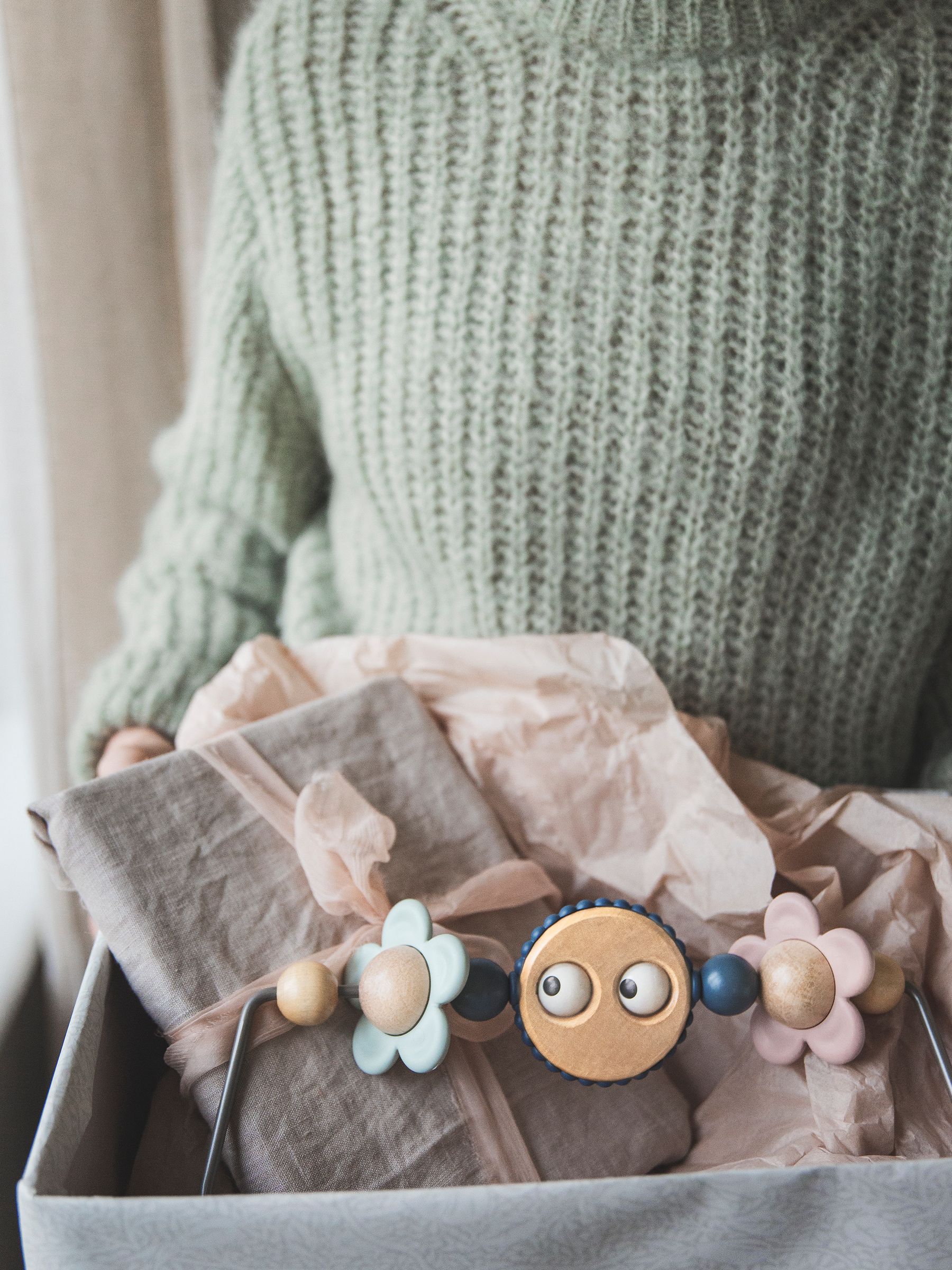 BabyBjörn Natural Toy for Bouncer Googly Eyes Pastels - Image 2 of 4