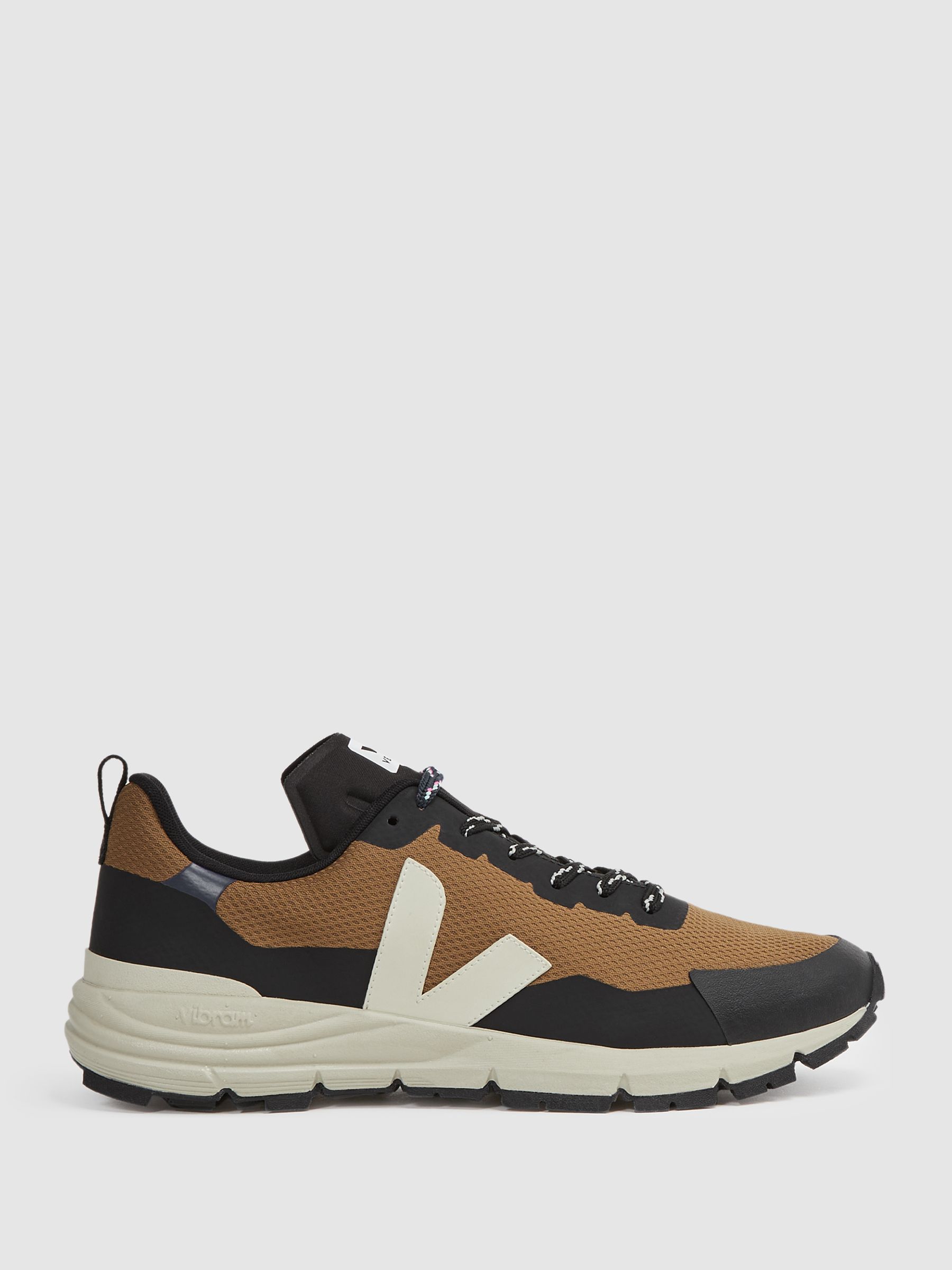 Veja Mesh Hiking Trainers in Tent Pierre Purple - Image 1 of 6